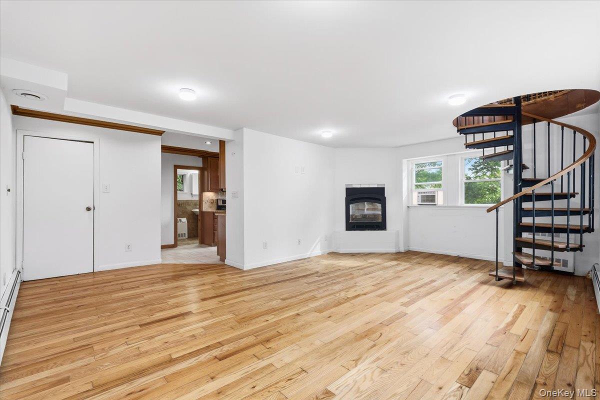 #5 photo, 333 Lake Drive, Lake Peekskill , NY 10537