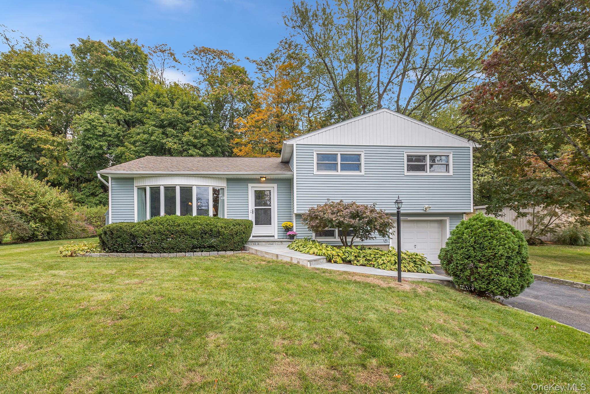 #1 photo, 19 Donald Lane, Ossining , NY 10562