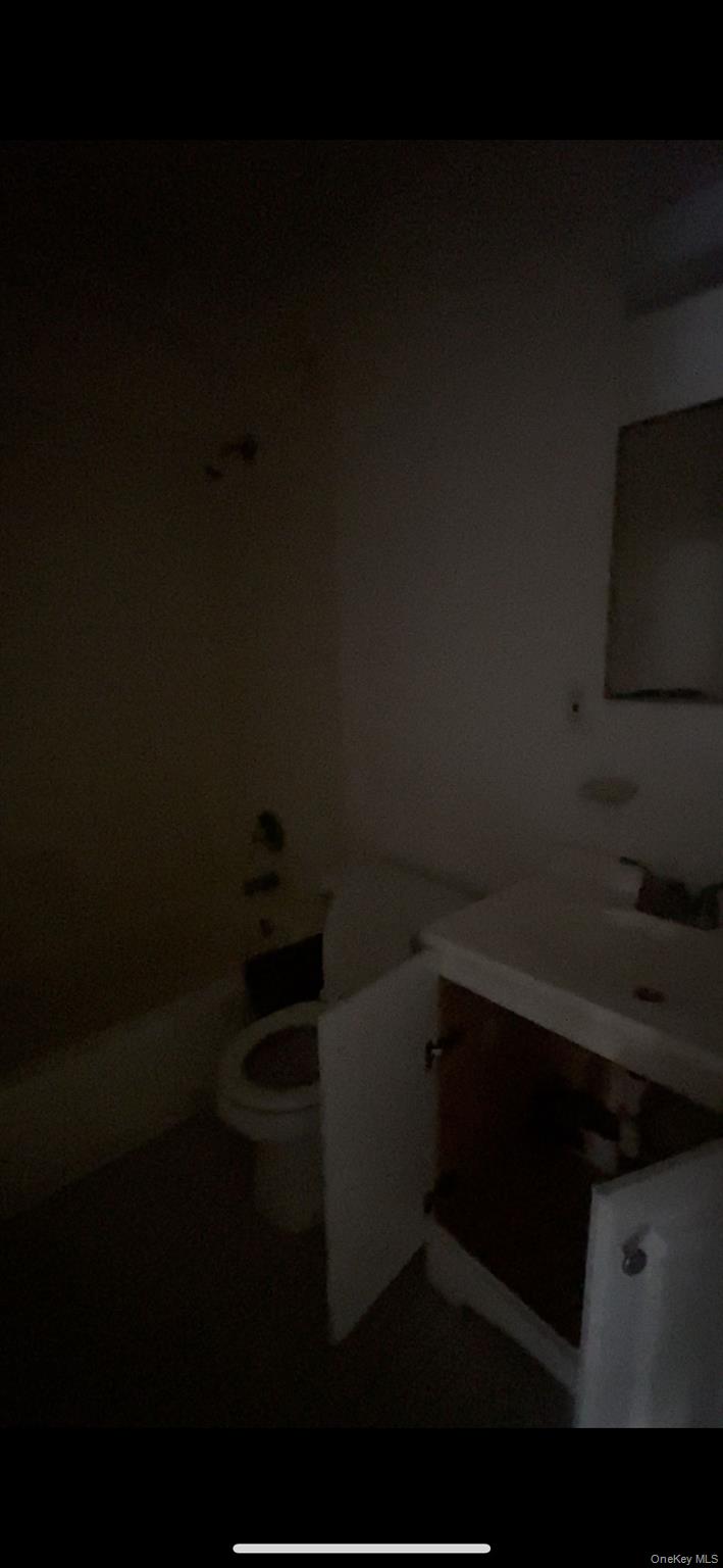 #5 photo, 10717 160th Street, Jamaica , NY 11433