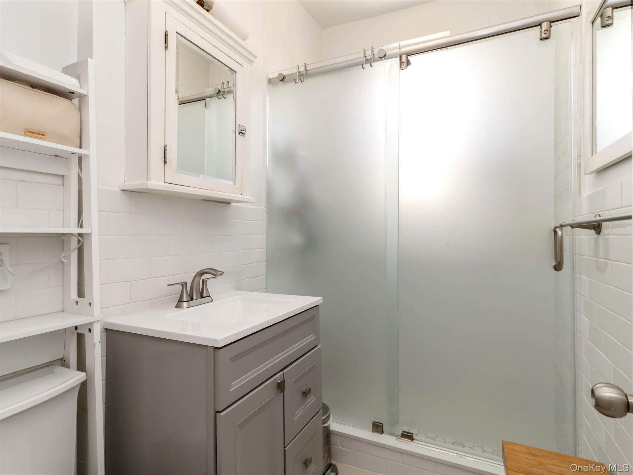 #14 photo, 22-51 36 Street, クイーンズ区 Astoria , NY 11105