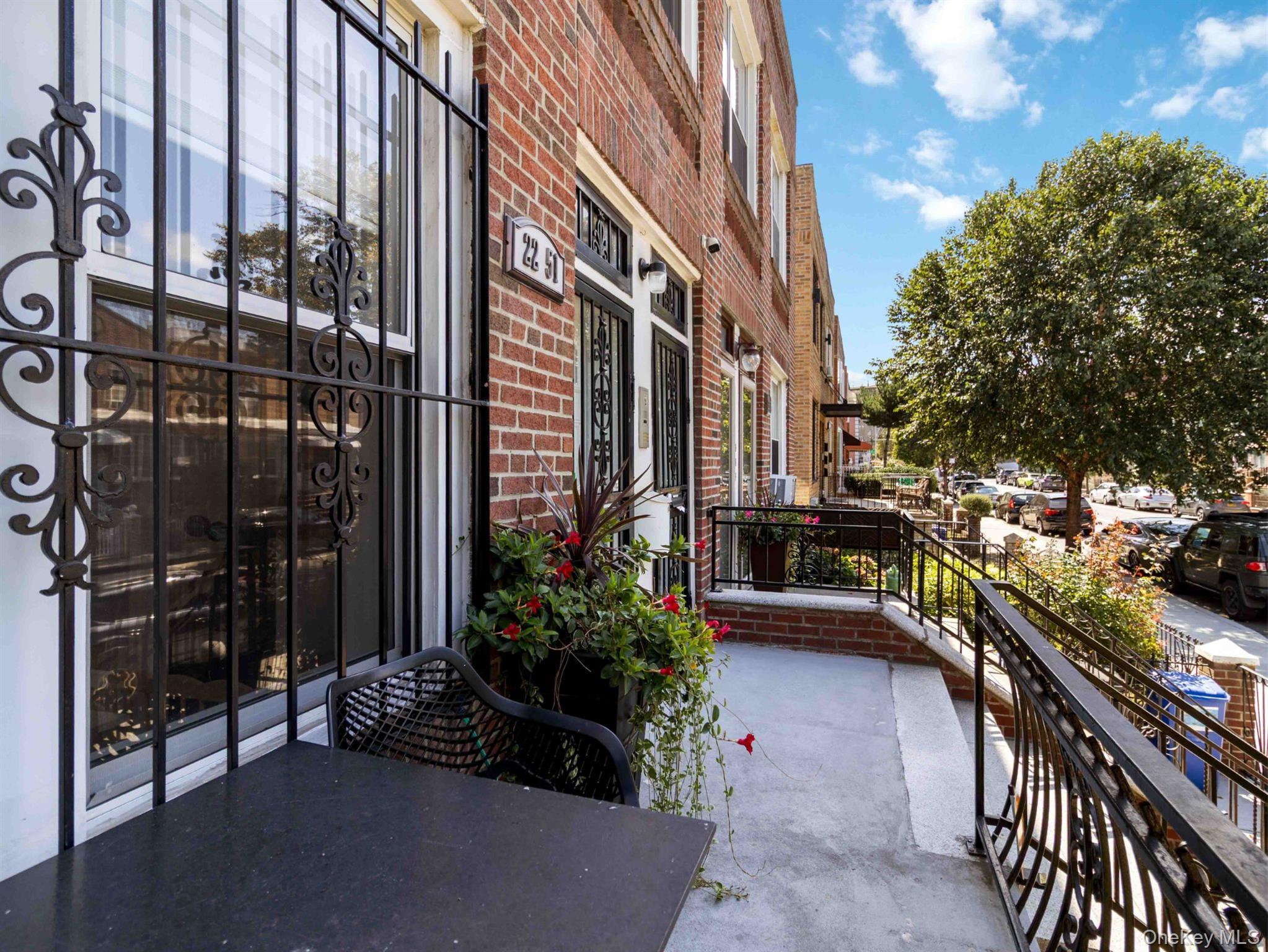 #3 photo, 22-51 36 Street, クイーンズ区 Astoria , NY 11105