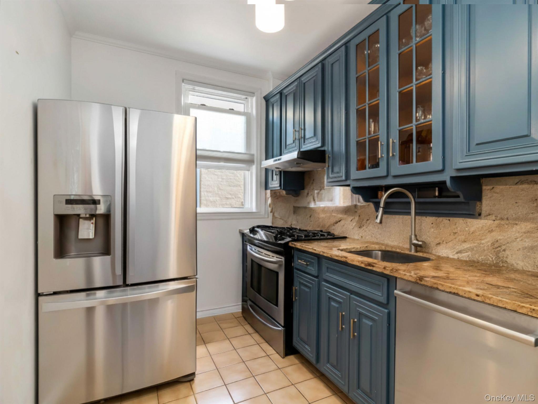 #9 photo, 22-51 36 Street, クイーンズ区 Astoria , NY 11105