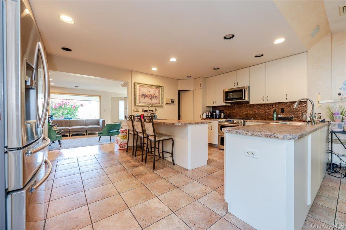 #10 photo, 1050 Mora Place, ナッソー郡 Woodmere , NY 11598