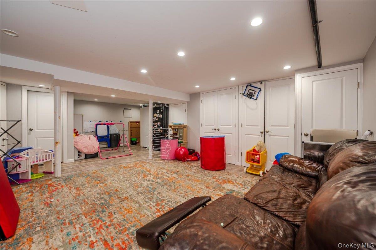 #12 photo, 1050 Mora Place, ナッソー郡 Woodmere , NY 11598