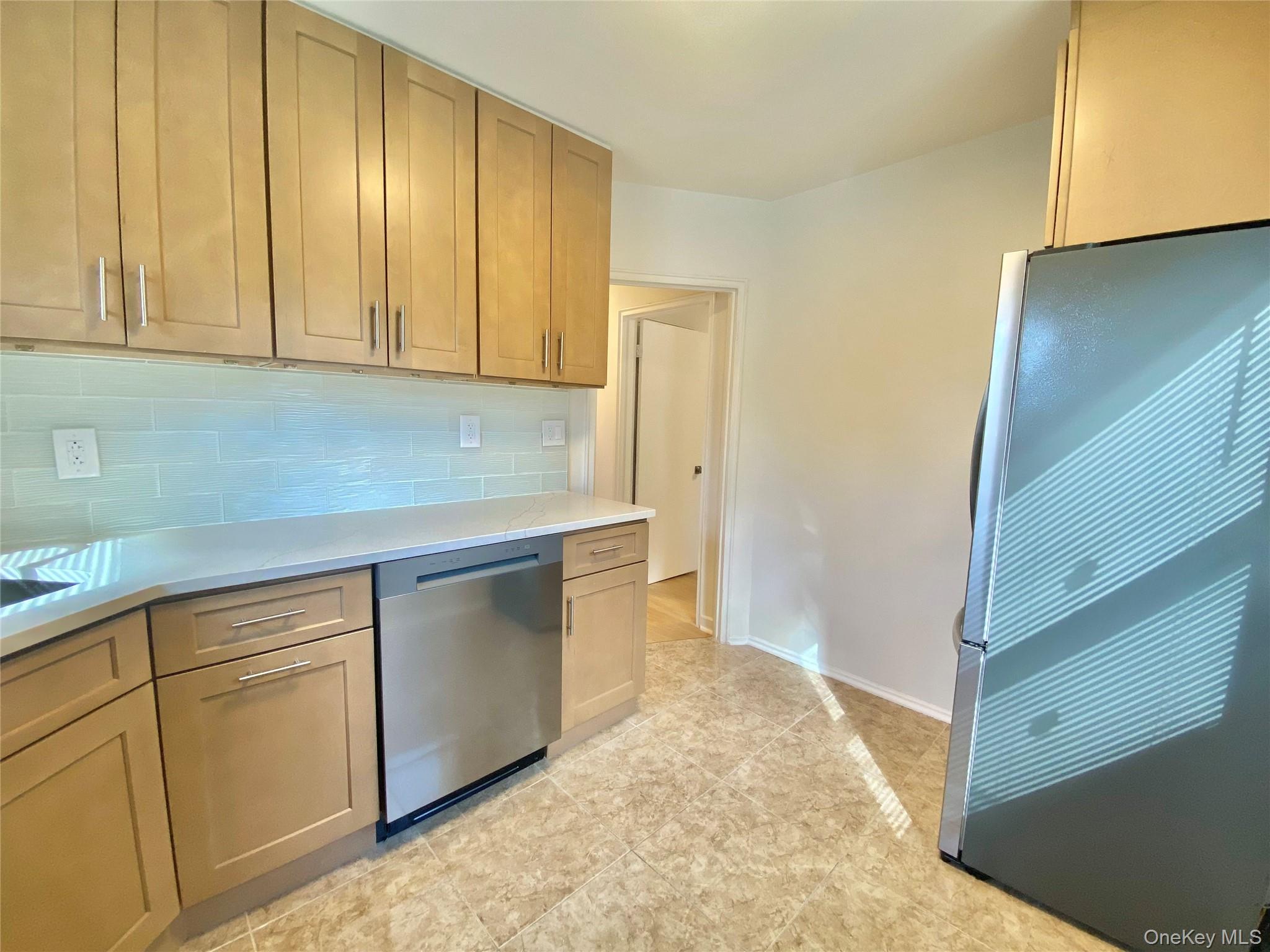 #6 photo, 264-15 Langston Avenue, クイーンズ区 Glen Oaks , NY 11004