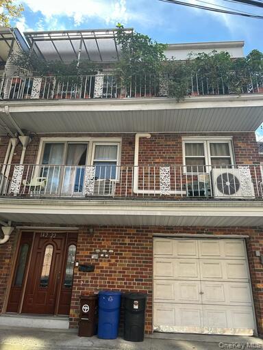 #1 photo, 142-22 Pershing Crescent, クイーンズ区 Briarwood , NY 11435