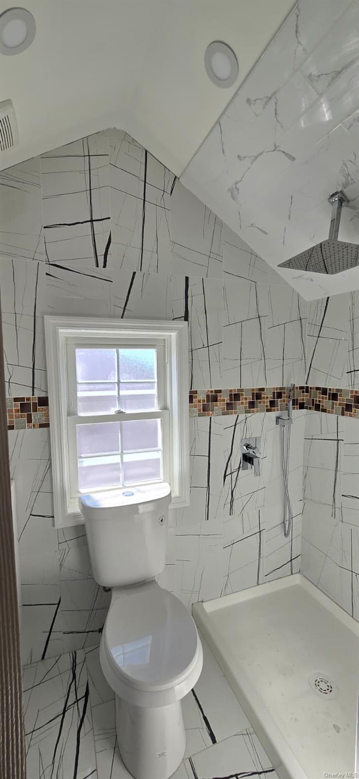 #8 photo, 104-40 194th Street, クイーンズ区 Saint Albans , NY 11412