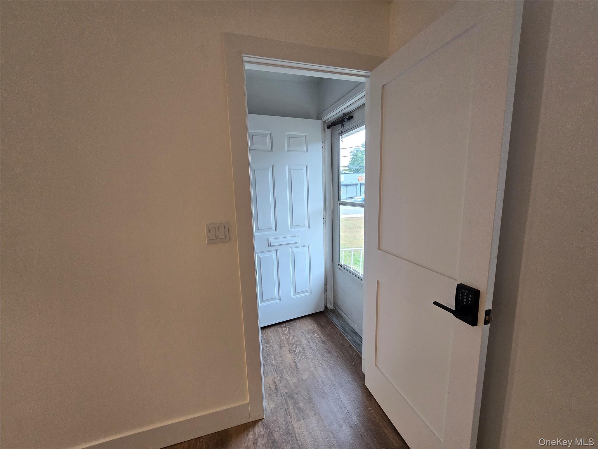 #2 photo, 202 Birch Avenue, ナッソー郡 Farmingdale , NY 11735