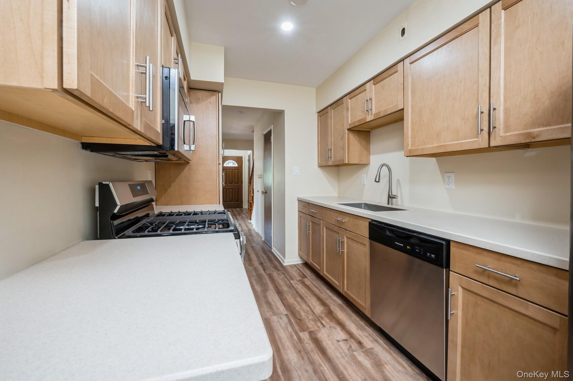 #11 photo, 1149 East 219th Street, ブロンクス区 Bronx , NY 10469