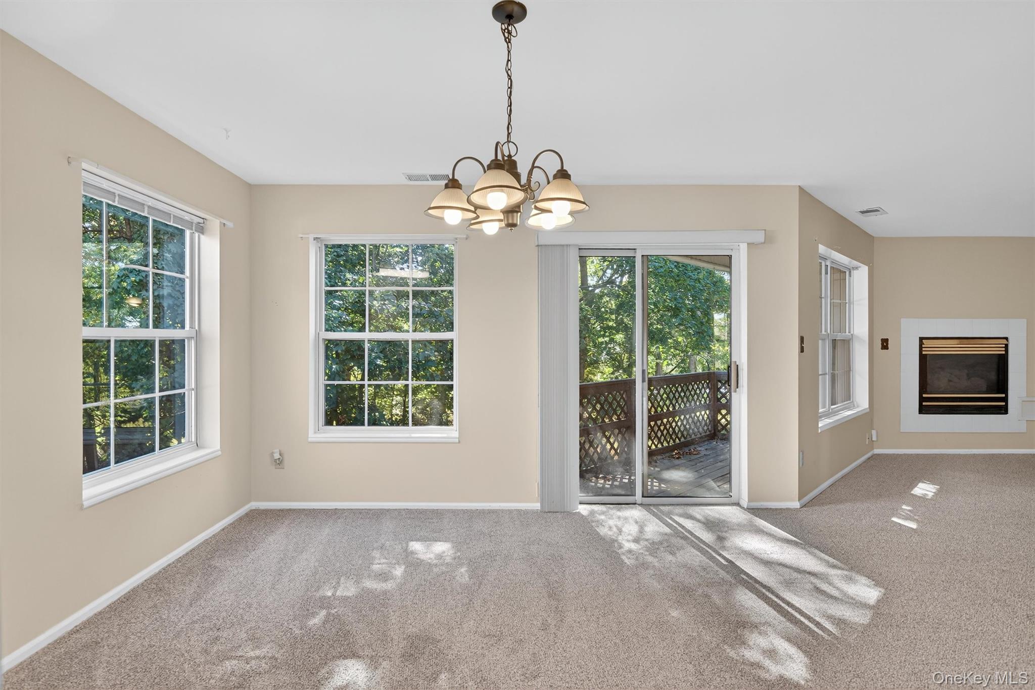 #11 photo, 307 Gazebo Court, New Windsor , NY 12553