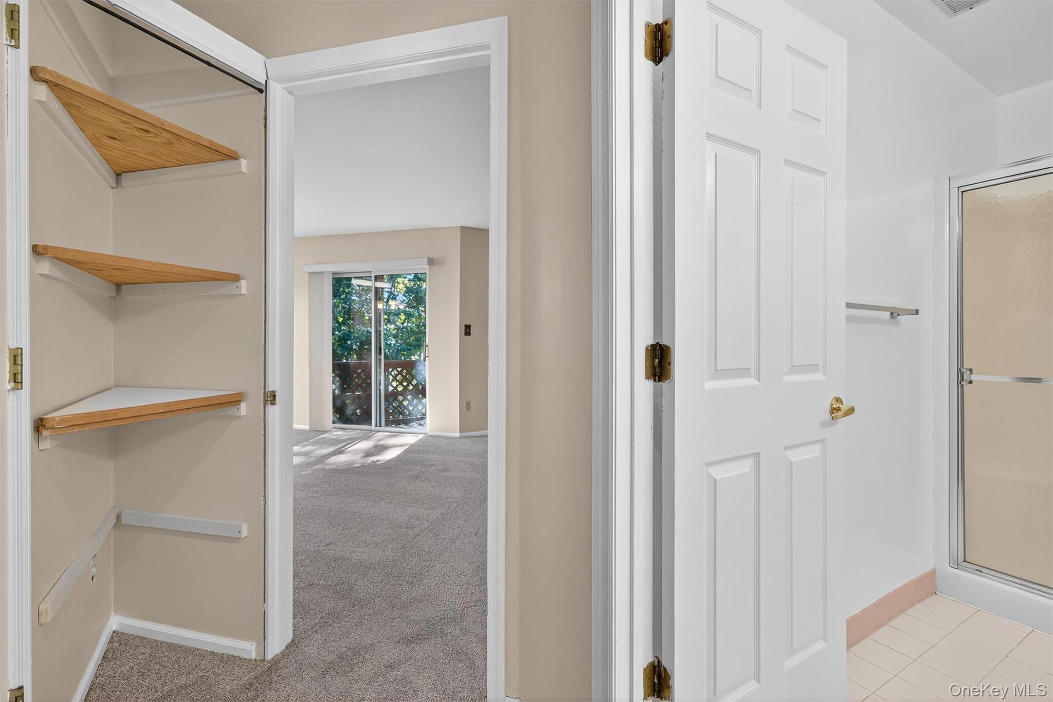 #18 photo, 307 Gazebo Court, New Windsor , NY 12553