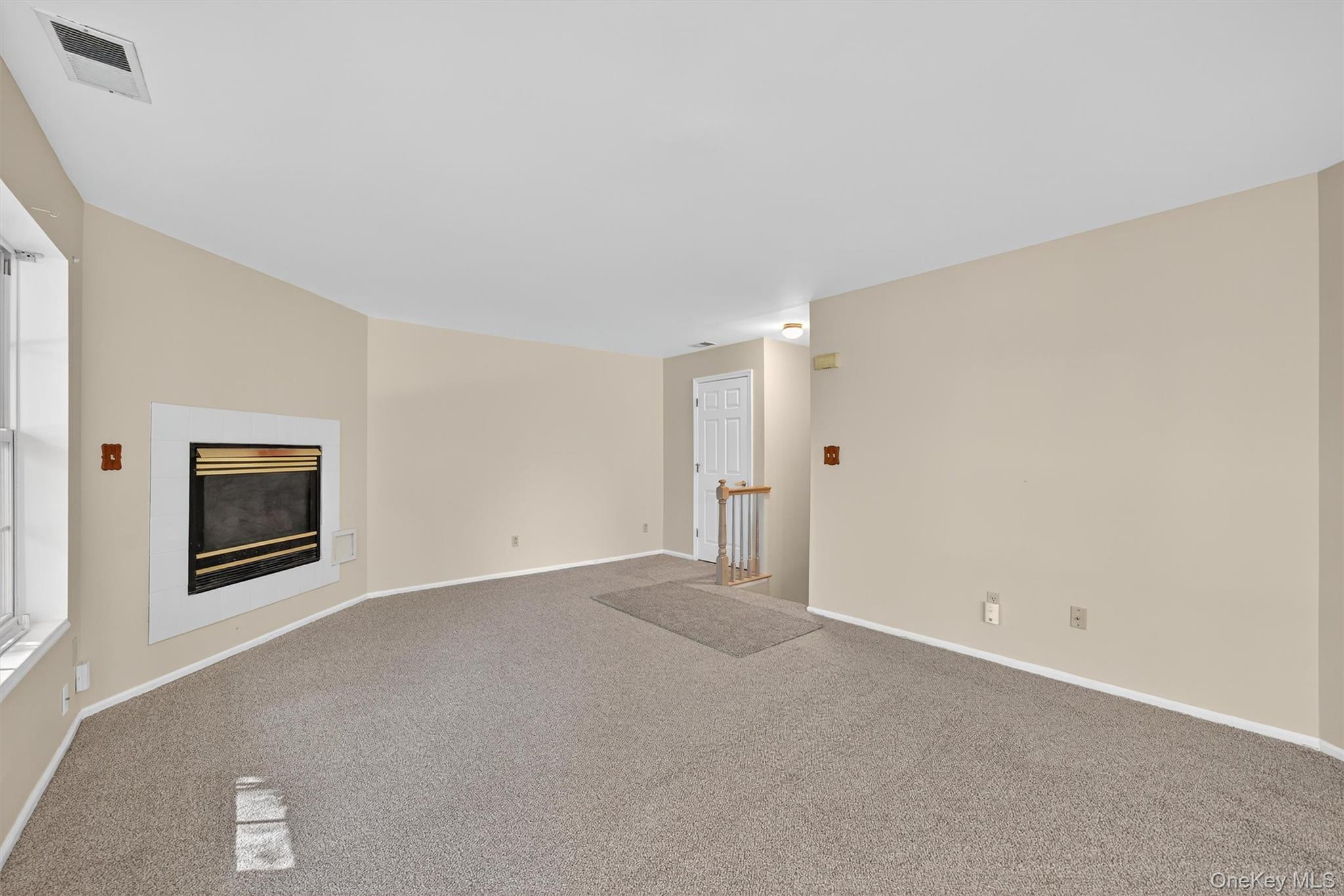 #7 photo, 307 Gazebo Court, New Windsor , NY 12553