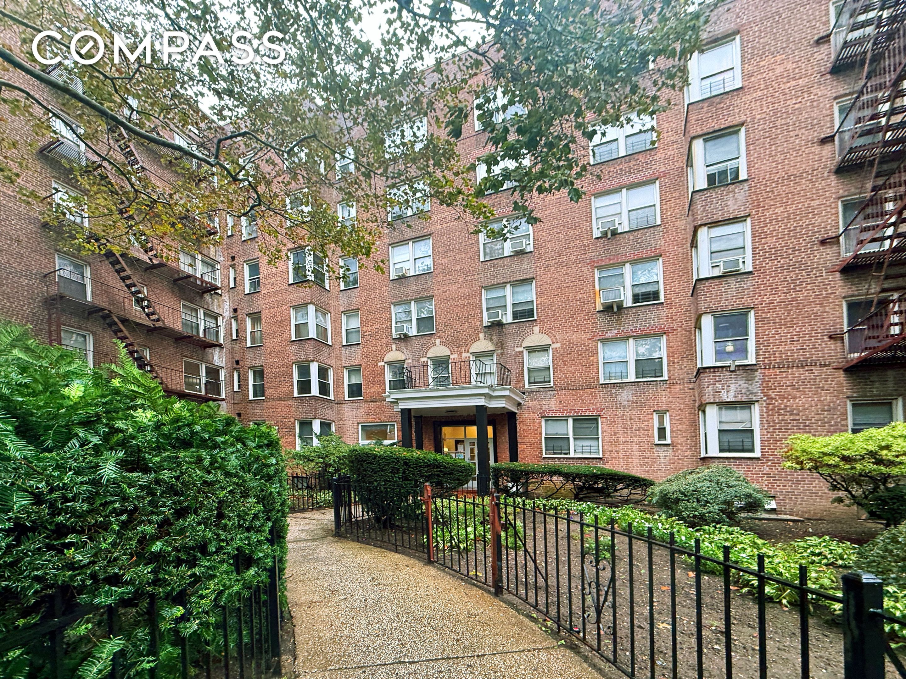 #9 photo, 3420 Ave H, ブルックリン区 East Flatbush , NY 11210