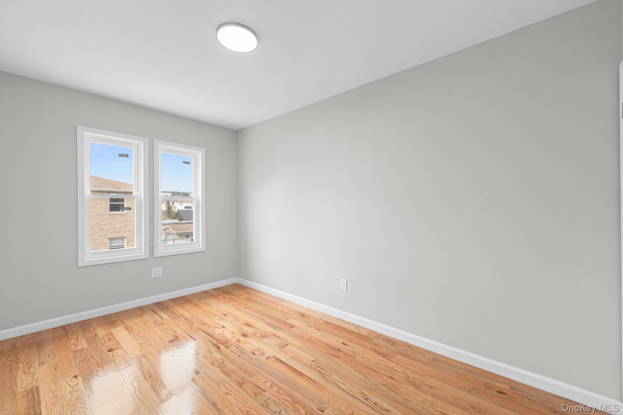 #16 photo, 12805 116th Avenue, クイーンズ区 South Ozone Park , NY 11420