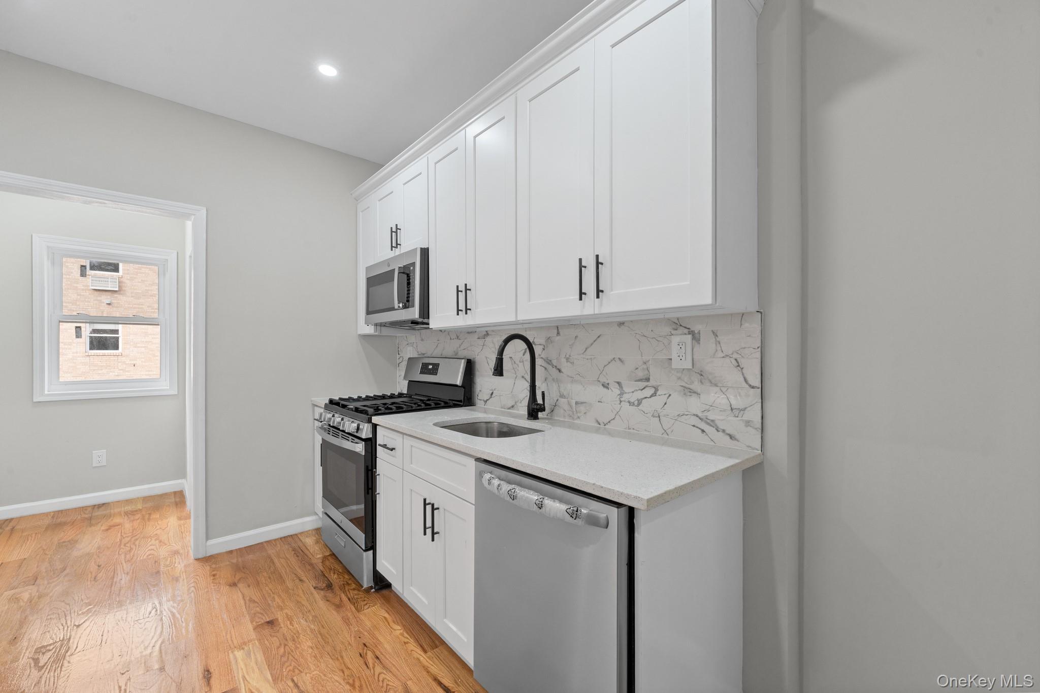 #4 photo, 12805 116th Avenue, クイーンズ区 South Ozone Park , NY 11420