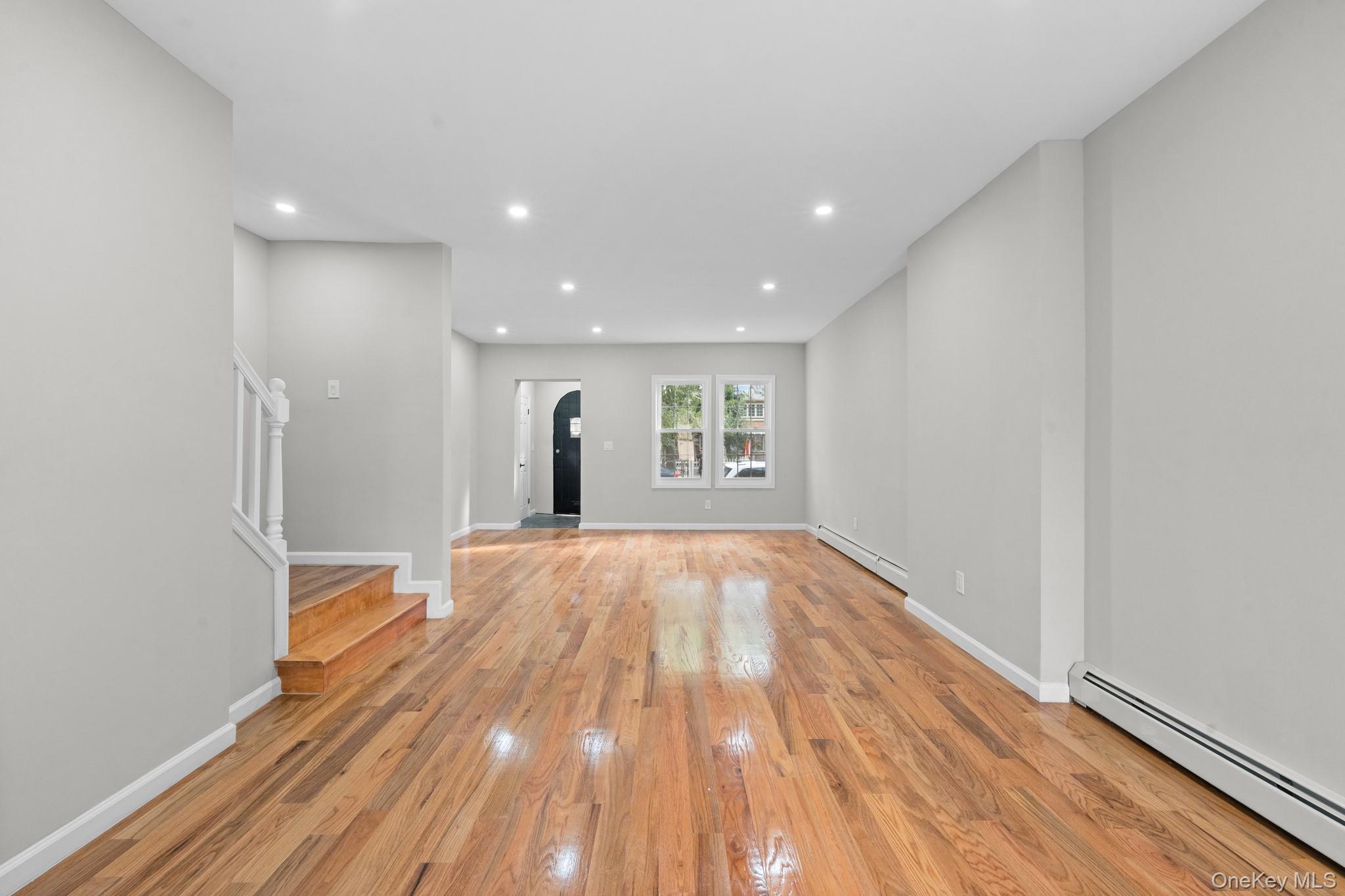 #5 photo, 12805 116th Avenue, クイーンズ区 South Ozone Park , NY 11420