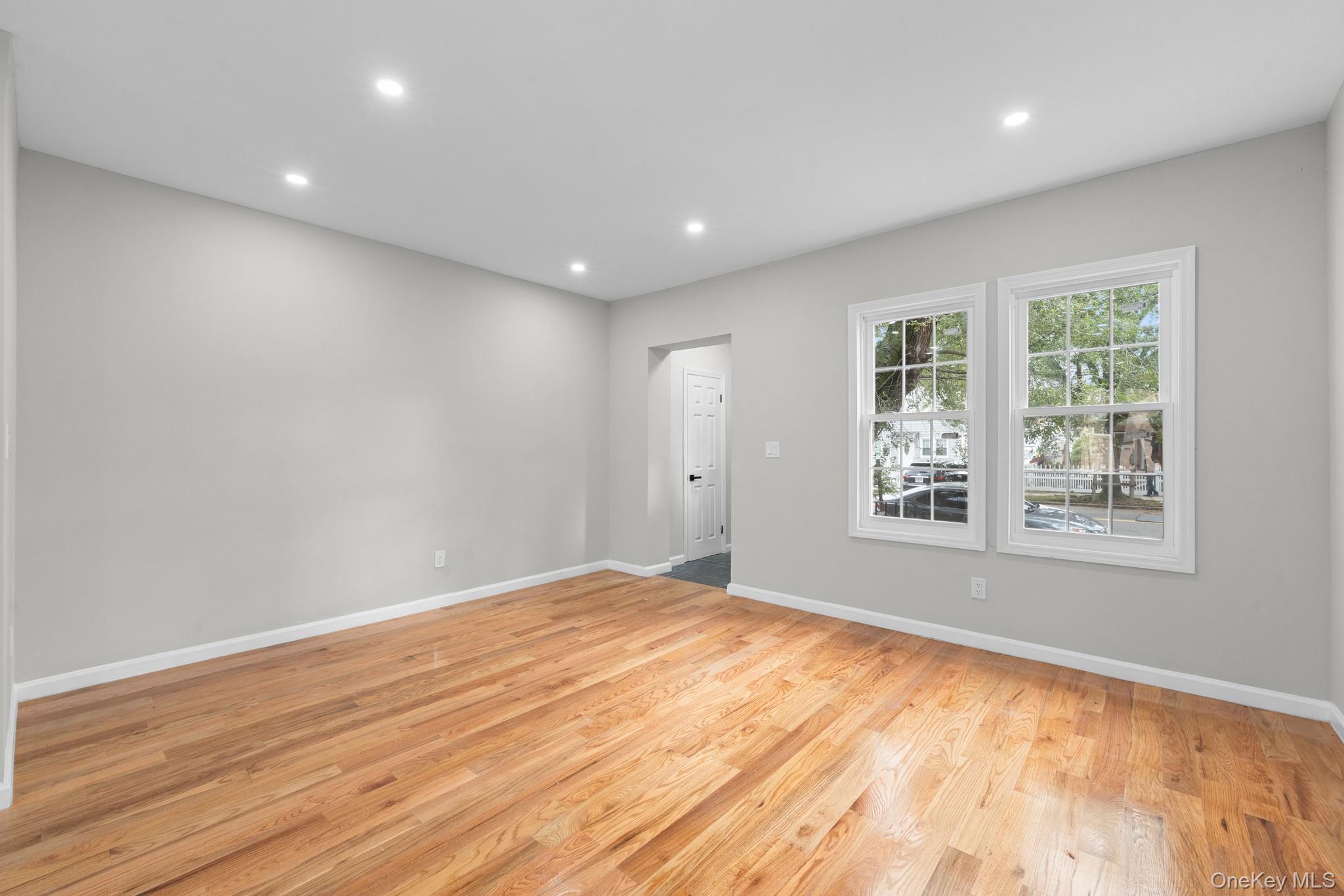 #7 photo, 12805 116th Avenue, クイーンズ区 South Ozone Park , NY 11420