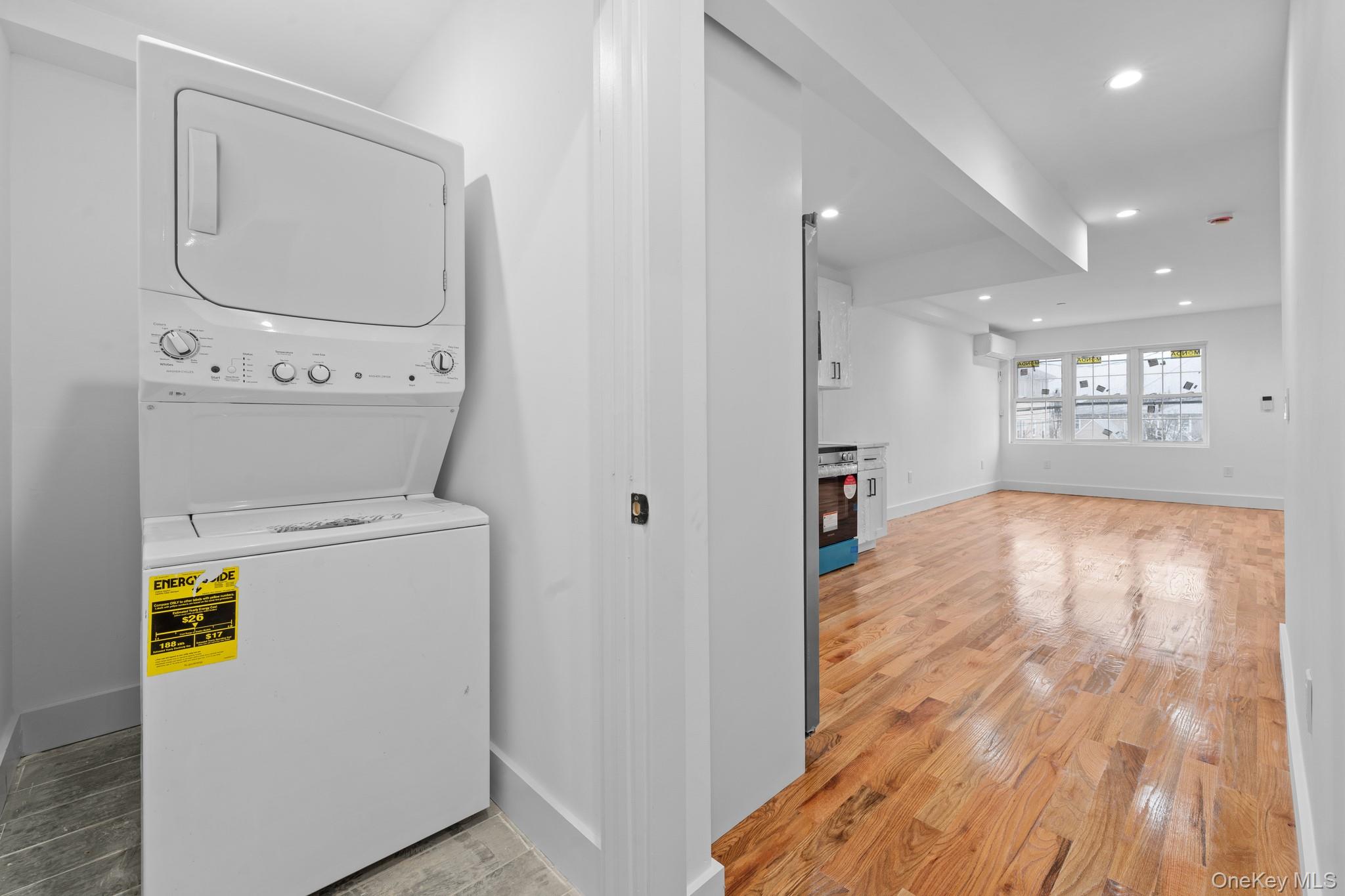 #3 photo, 69-50 Hessler Avenue, クイーンズ区 Arverne , NY 11692