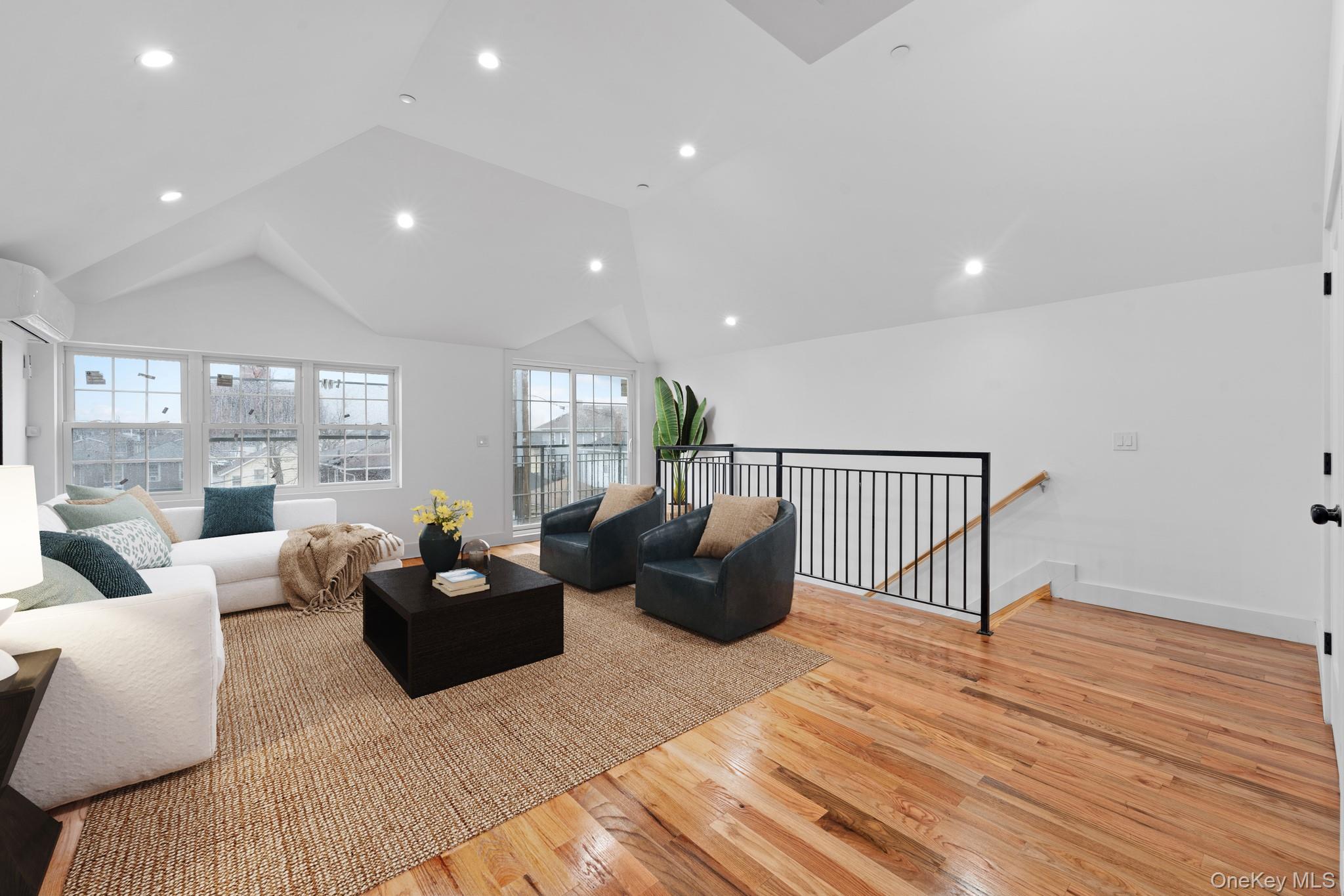 #9 photo, 69-50 Hessler Avenue, クイーンズ区 Arverne , NY 11692