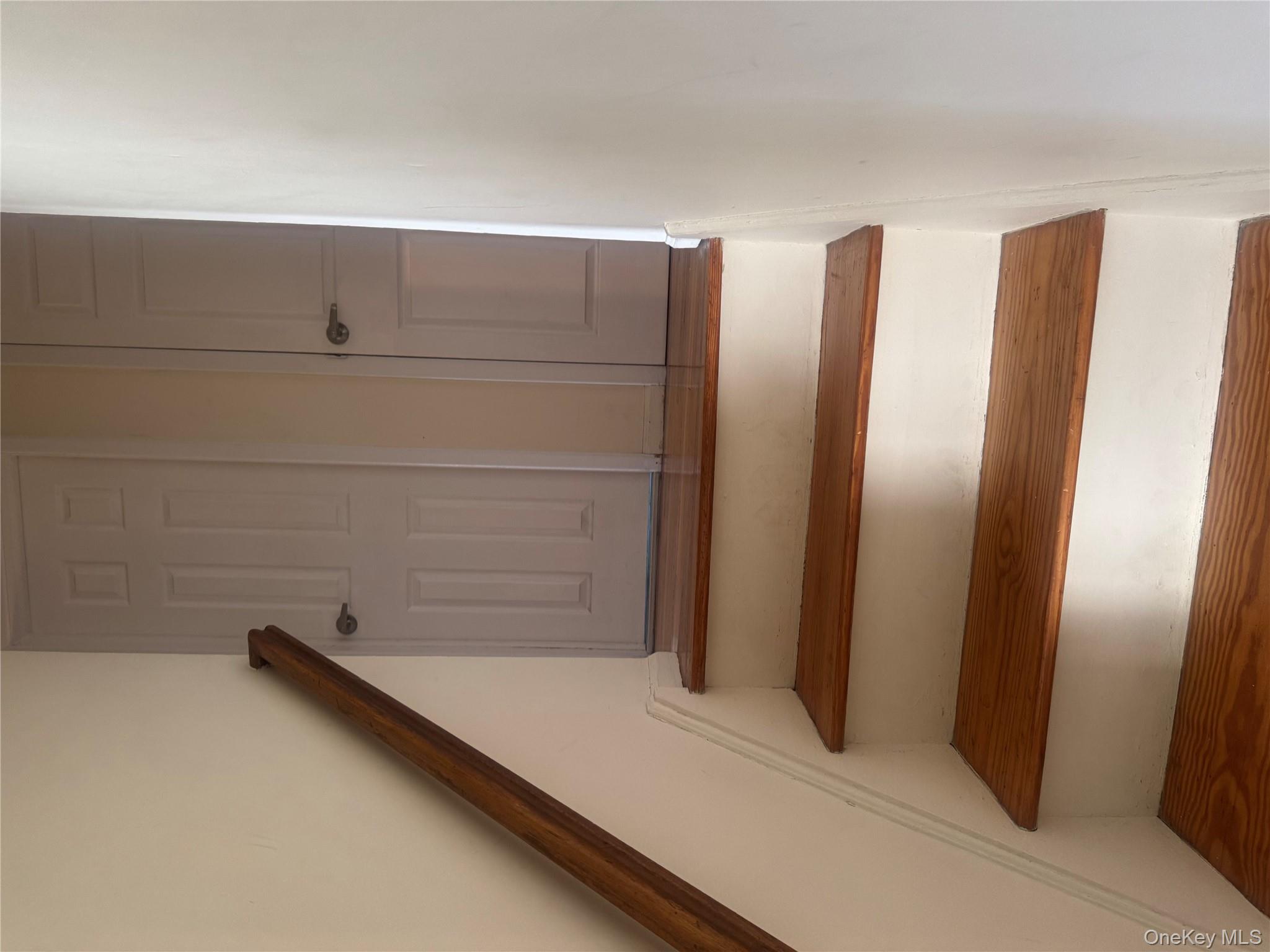 #10 photo, 318 Southwood Circle, Syosset , NY 11791