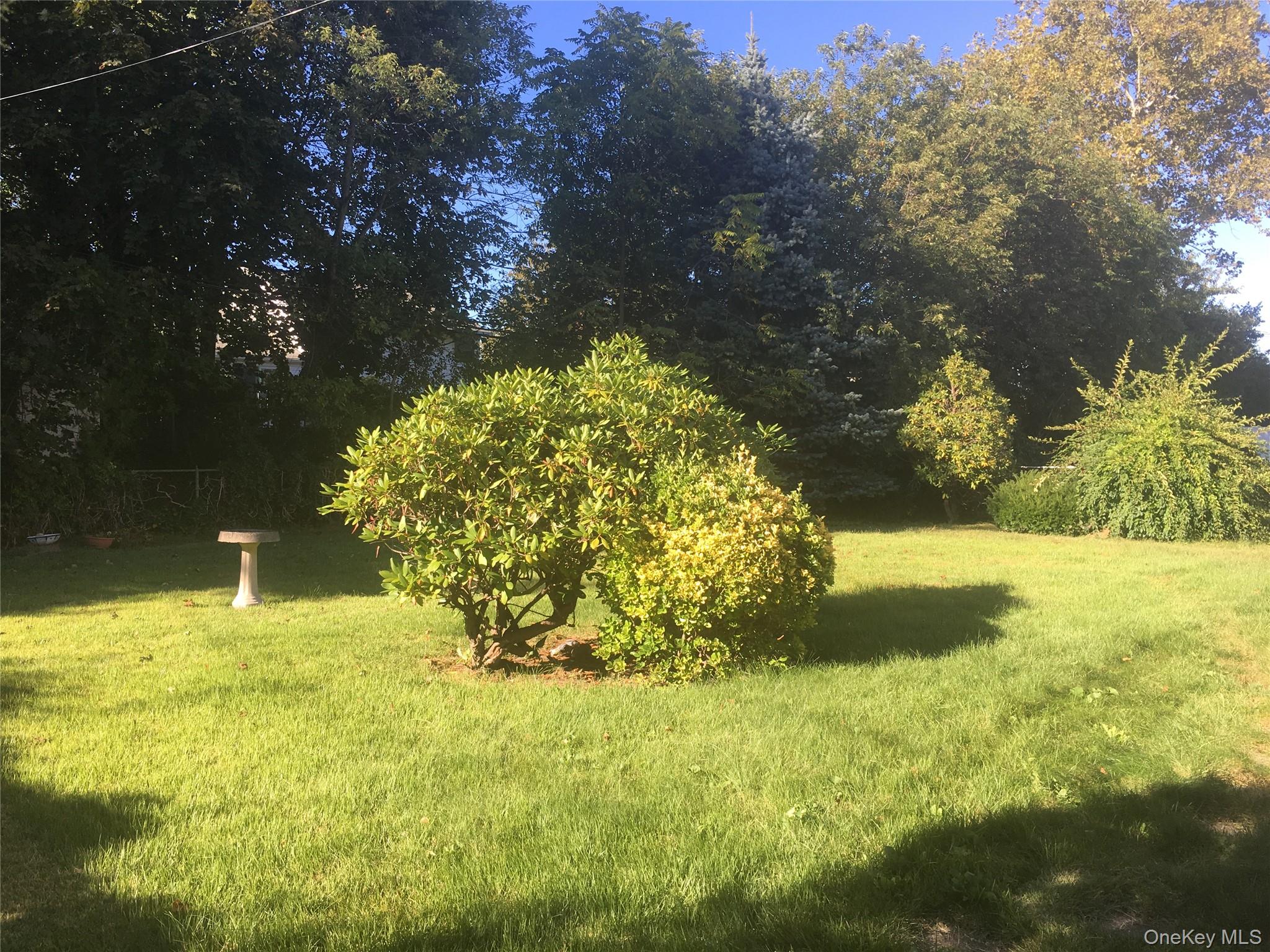 #20 photo, 318 Southwood Circle, Syosset , NY 11791