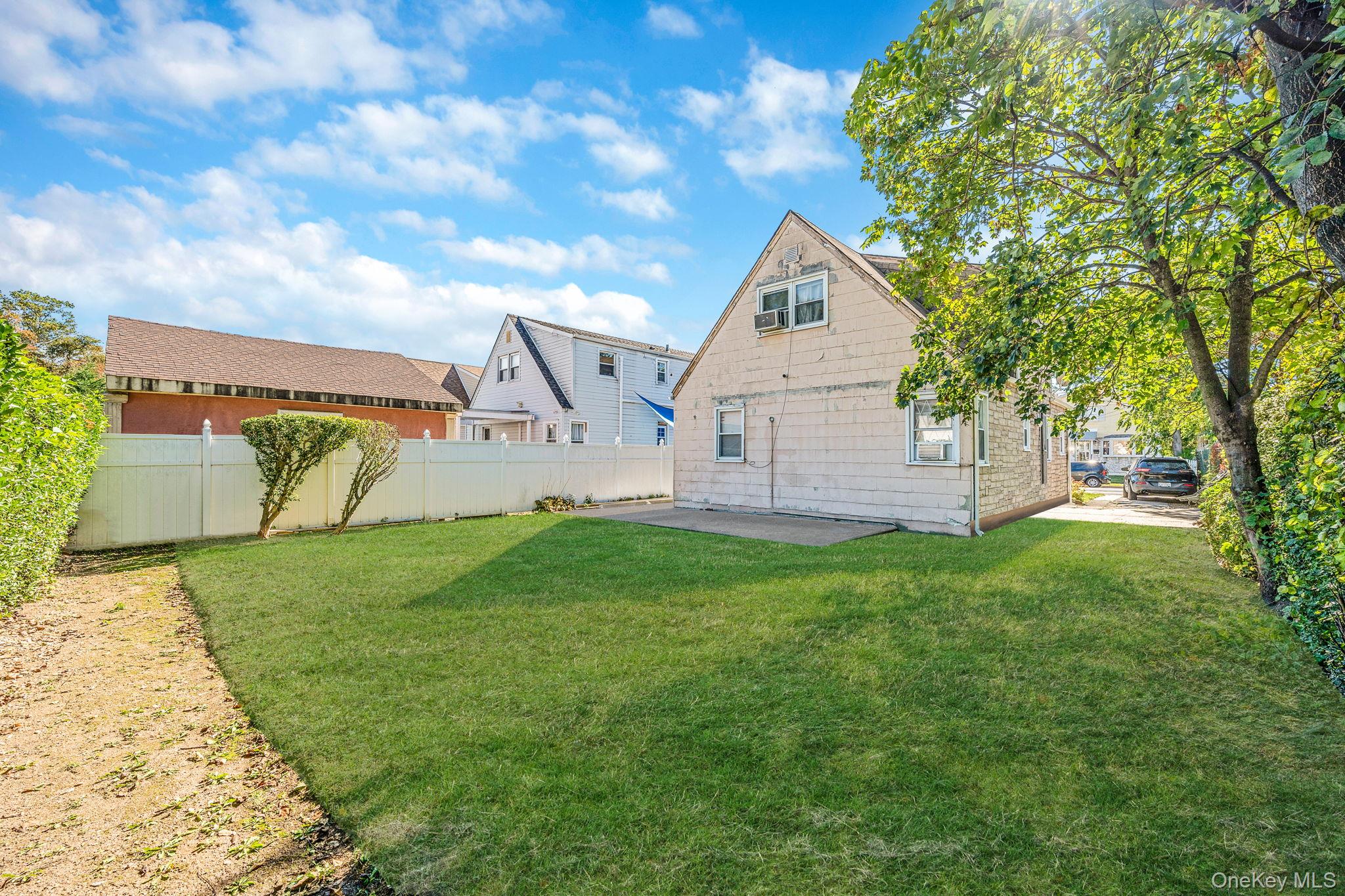 #20 photo, 221 Alabama Avenue, ナッソー郡 Hempstead , NY 11550