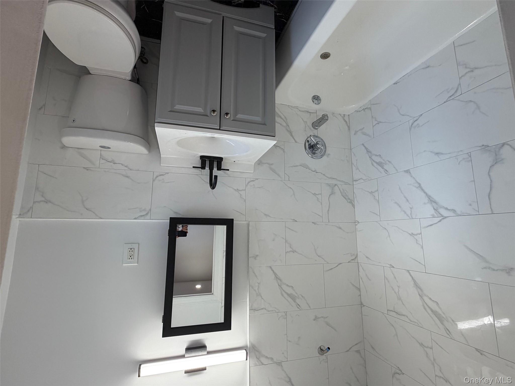 #5 photo, 830 E Broadway, Long Beach , NY 11561