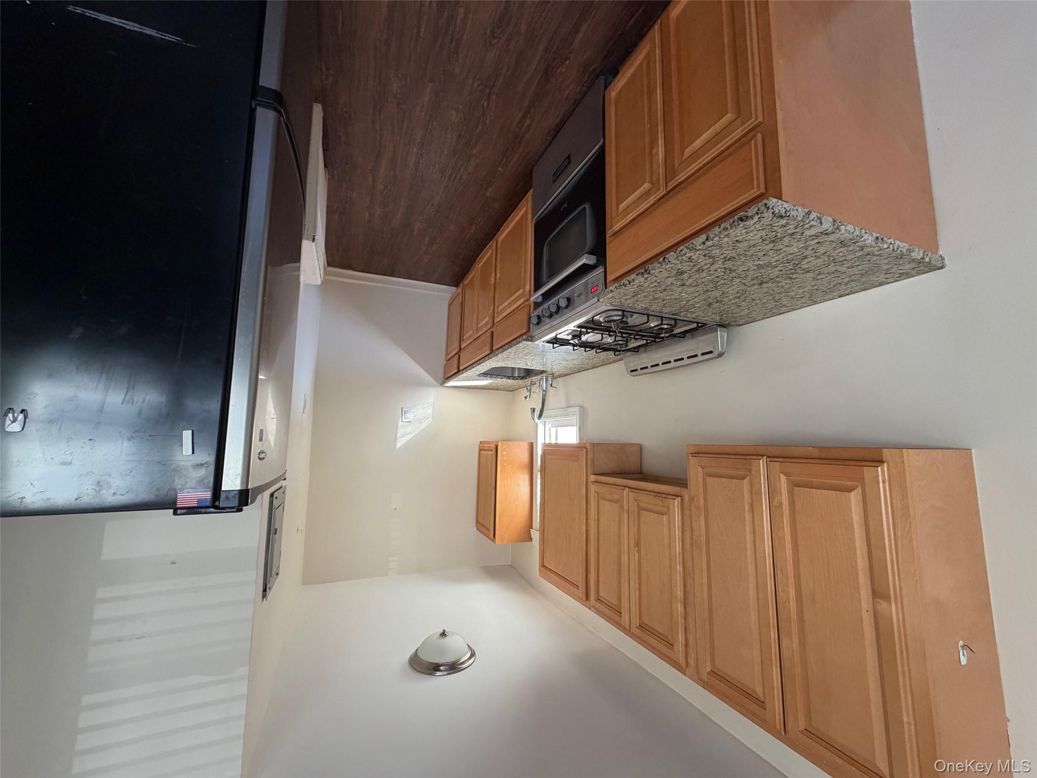 #2 photo, 830 E Broadway, ナッソー郡 Long Beach , NY 11561