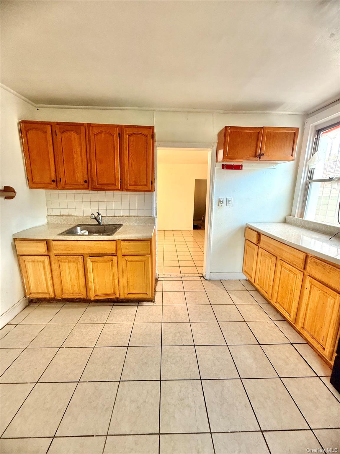 #11 photo, 11409 135th Street, クイーンズ区 South Ozone Park , NY 11420