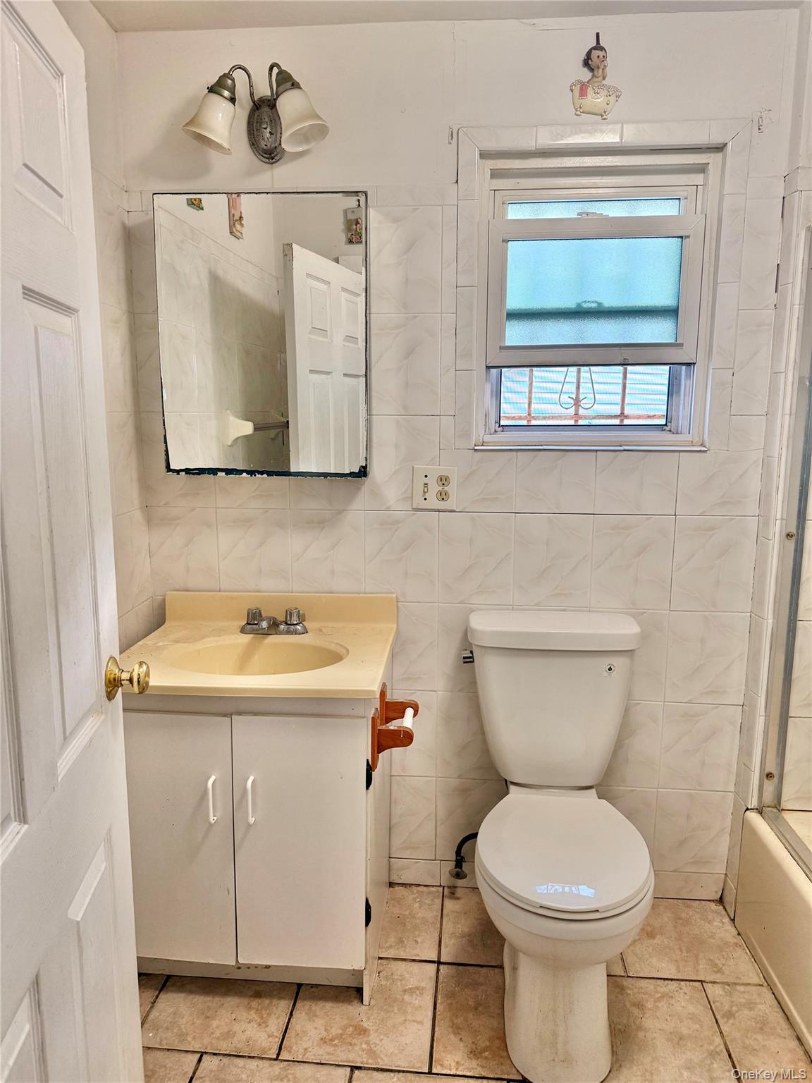 #12 photo, 11409 135th Street, クイーンズ区 South Ozone Park , NY 11420