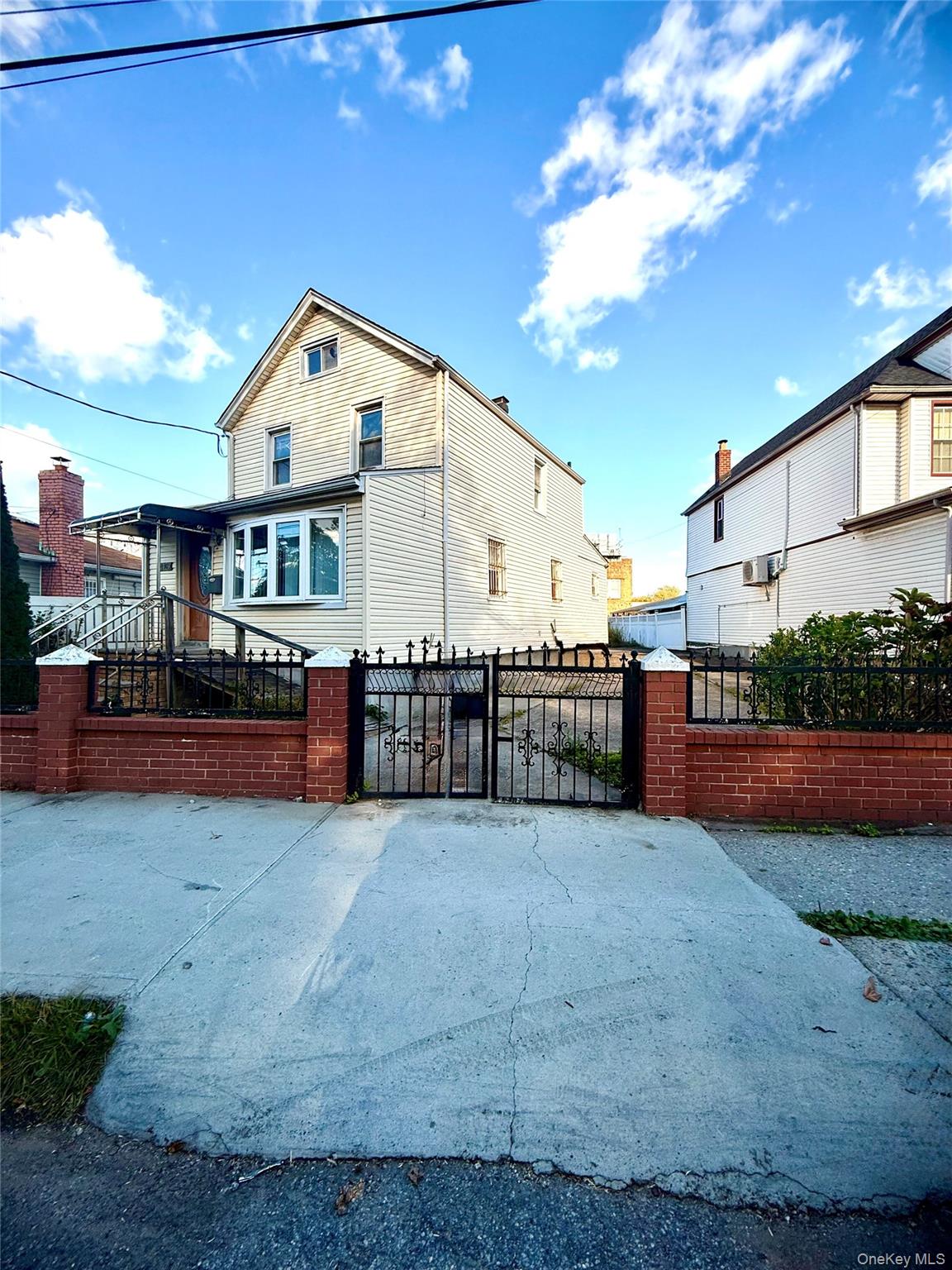 #2 photo, 11409 135th Street, クイーンズ区 South Ozone Park , NY 11420