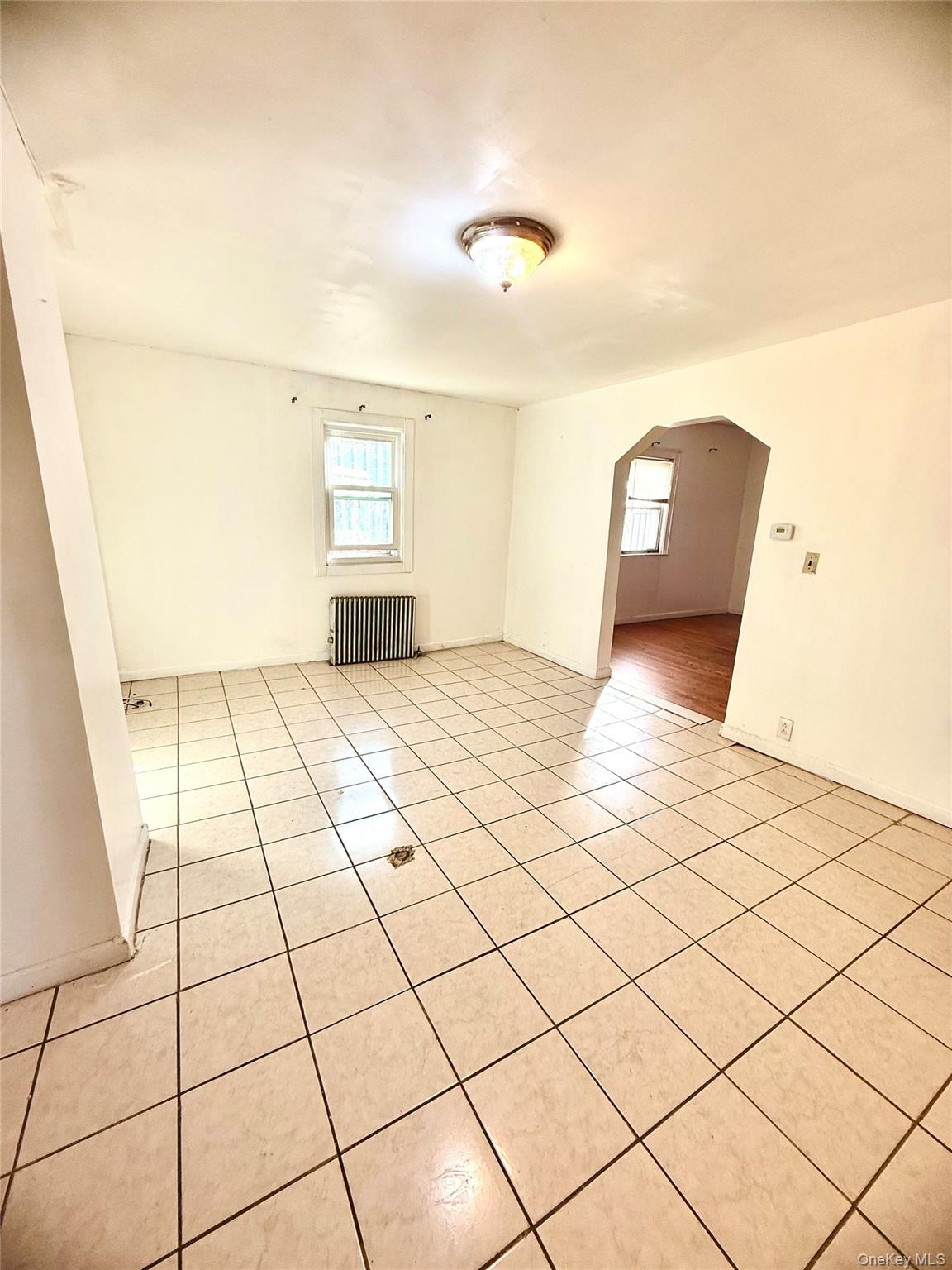 #8 photo, 11409 135th Street, クイーンズ区 South Ozone Park , NY 11420