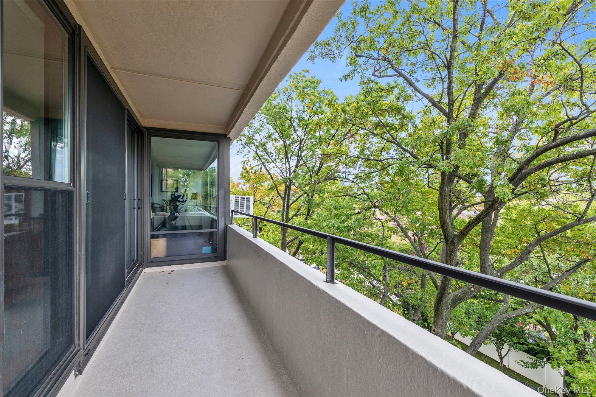 #13 photo, 9-05 162 Street, クイーンズ区 Beechhurst , NY 11357