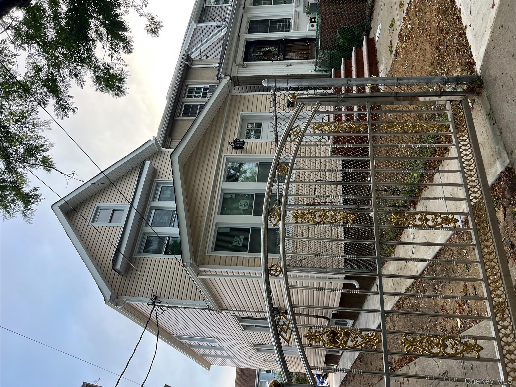 #1 photo, 15516 115th Drive, クイーンズ区 Jamaica , NY 11434