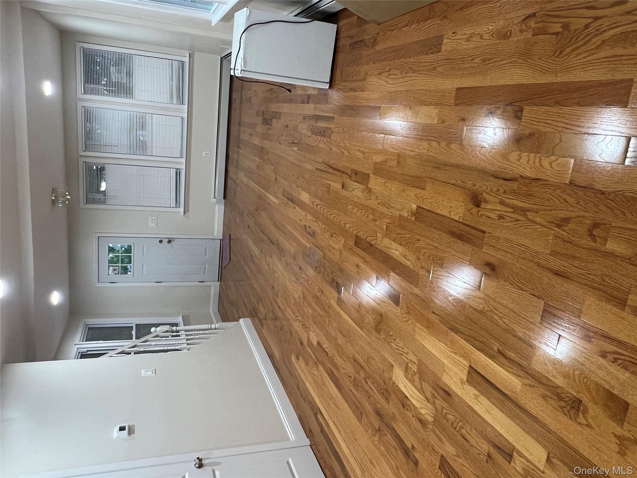 #12 photo, 15516 115th Drive, クイーンズ区 Jamaica , NY 11434