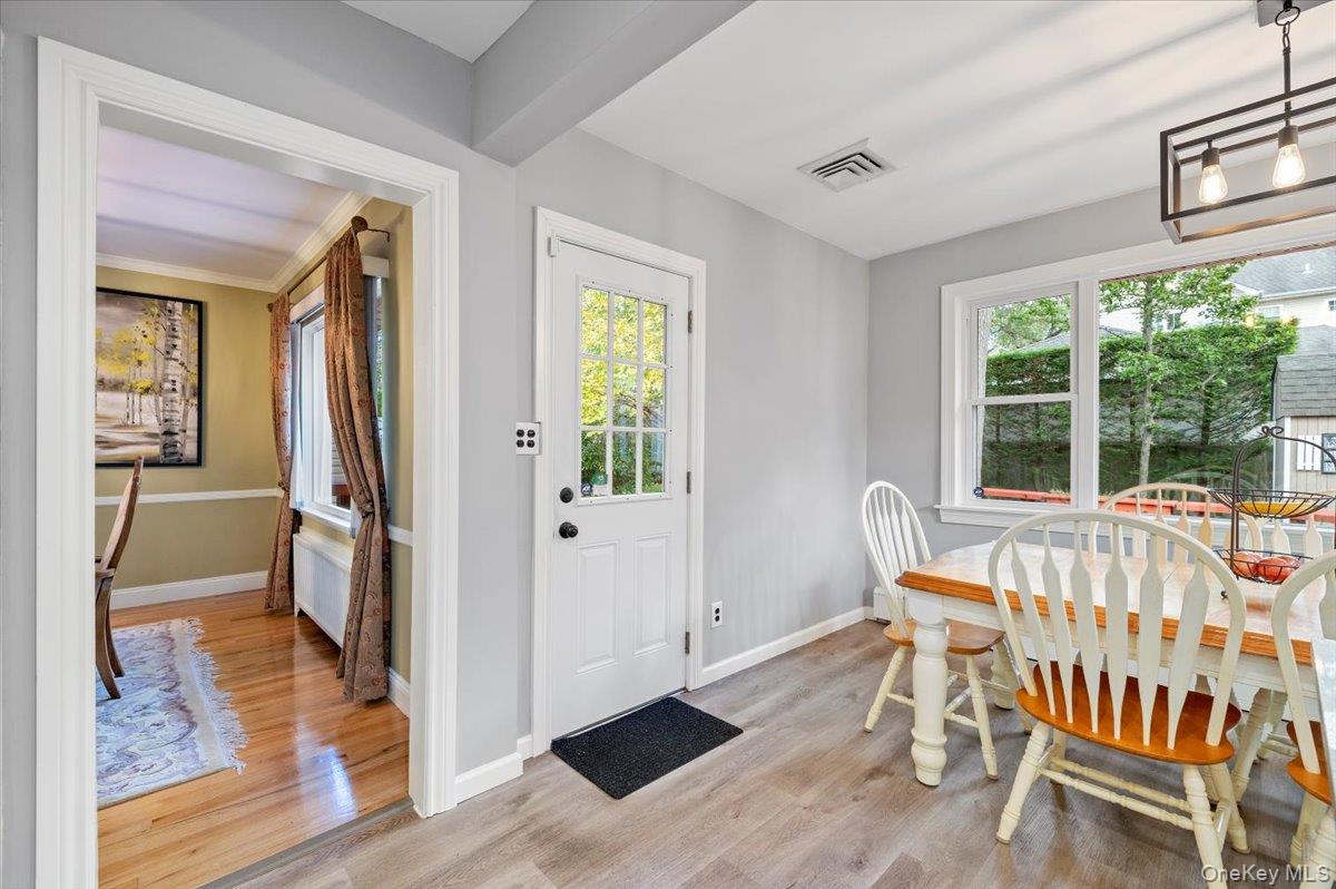 #16 photo, 1109 Round Swamp Road, 长岛 贝斯佩奇 Old Bethpage , NY 11804