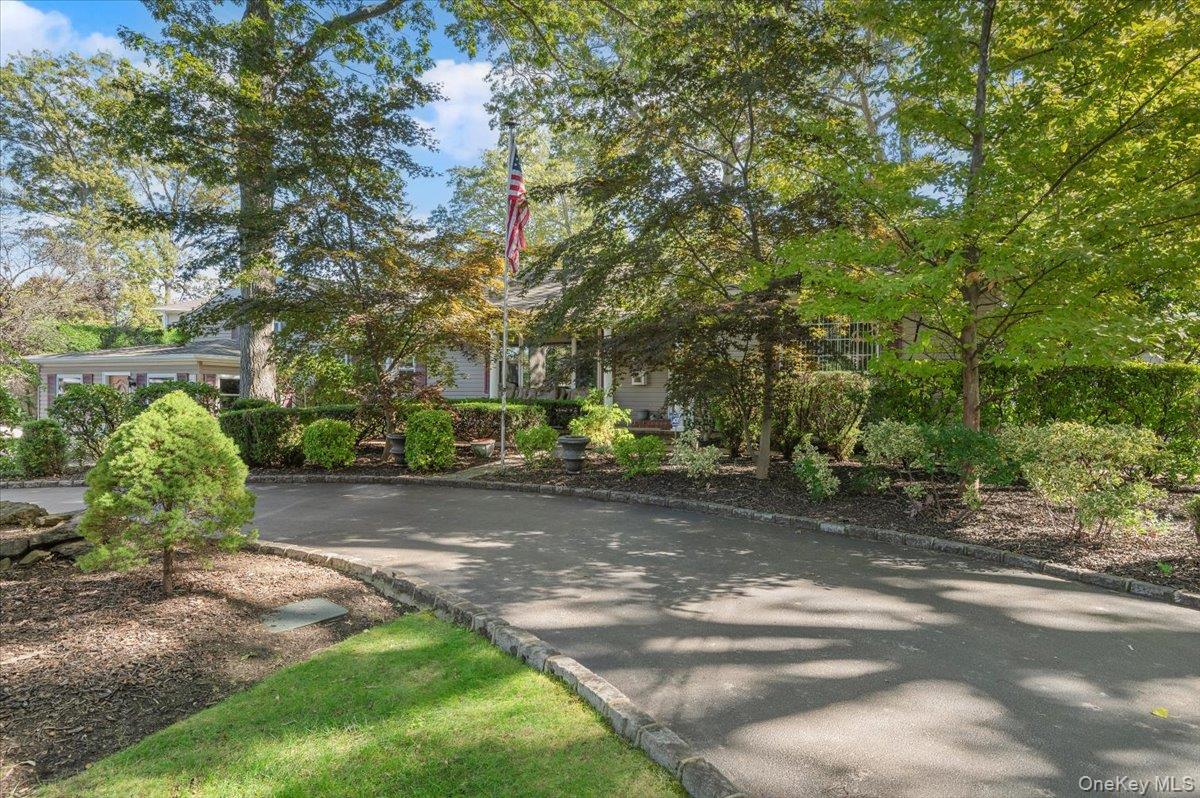 #2 photo, 1109 Round Swamp Road, 长岛 贝斯佩奇 Old Bethpage , NY 11804