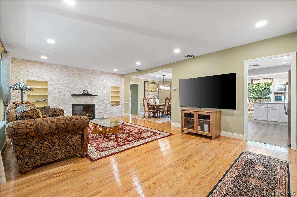 #7 photo, 1109 Round Swamp Road, 长岛 贝斯佩奇 Old Bethpage , NY 11804