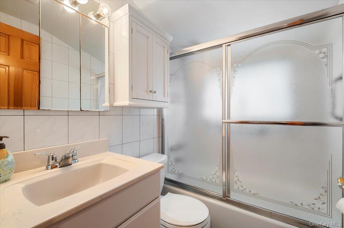 #19 photo, 186 11th Street, ナッソー郡 Bethpage , NY 11714