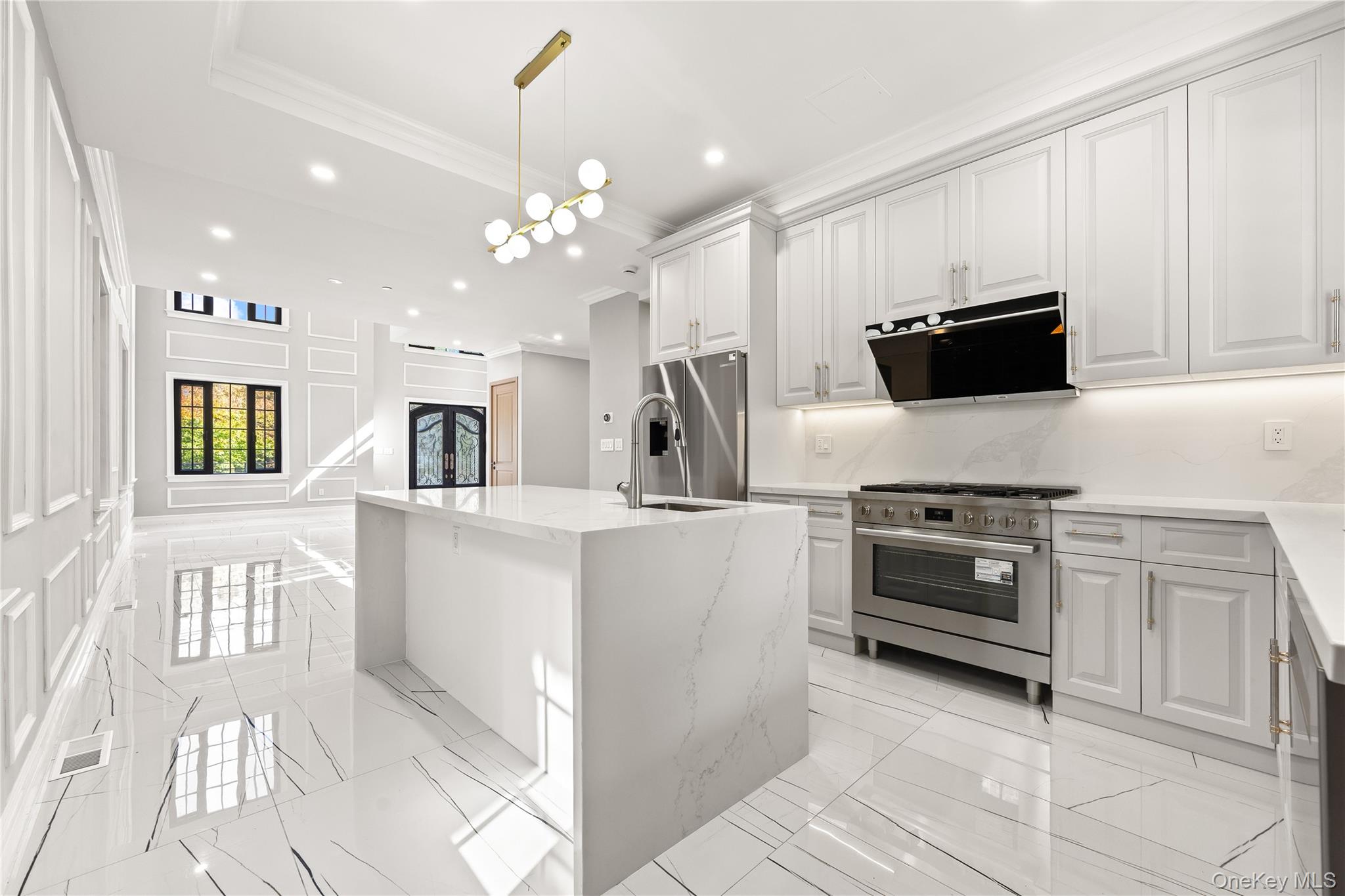 #11 photo, 3522 221st Street, クイーンズ区 Bayside , NY 11361