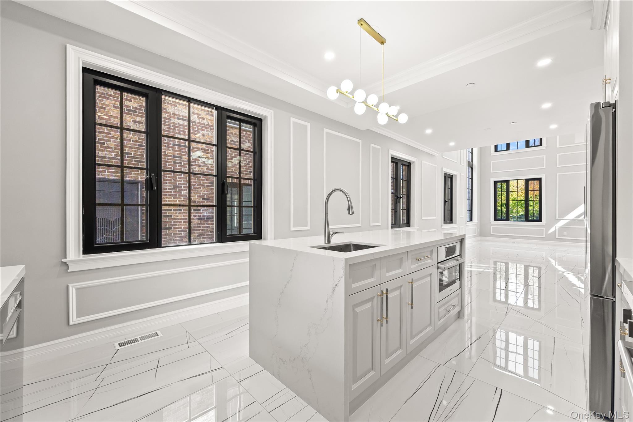 #12 photo, 3522 221st Street, クイーンズ区 Bayside , NY 11361