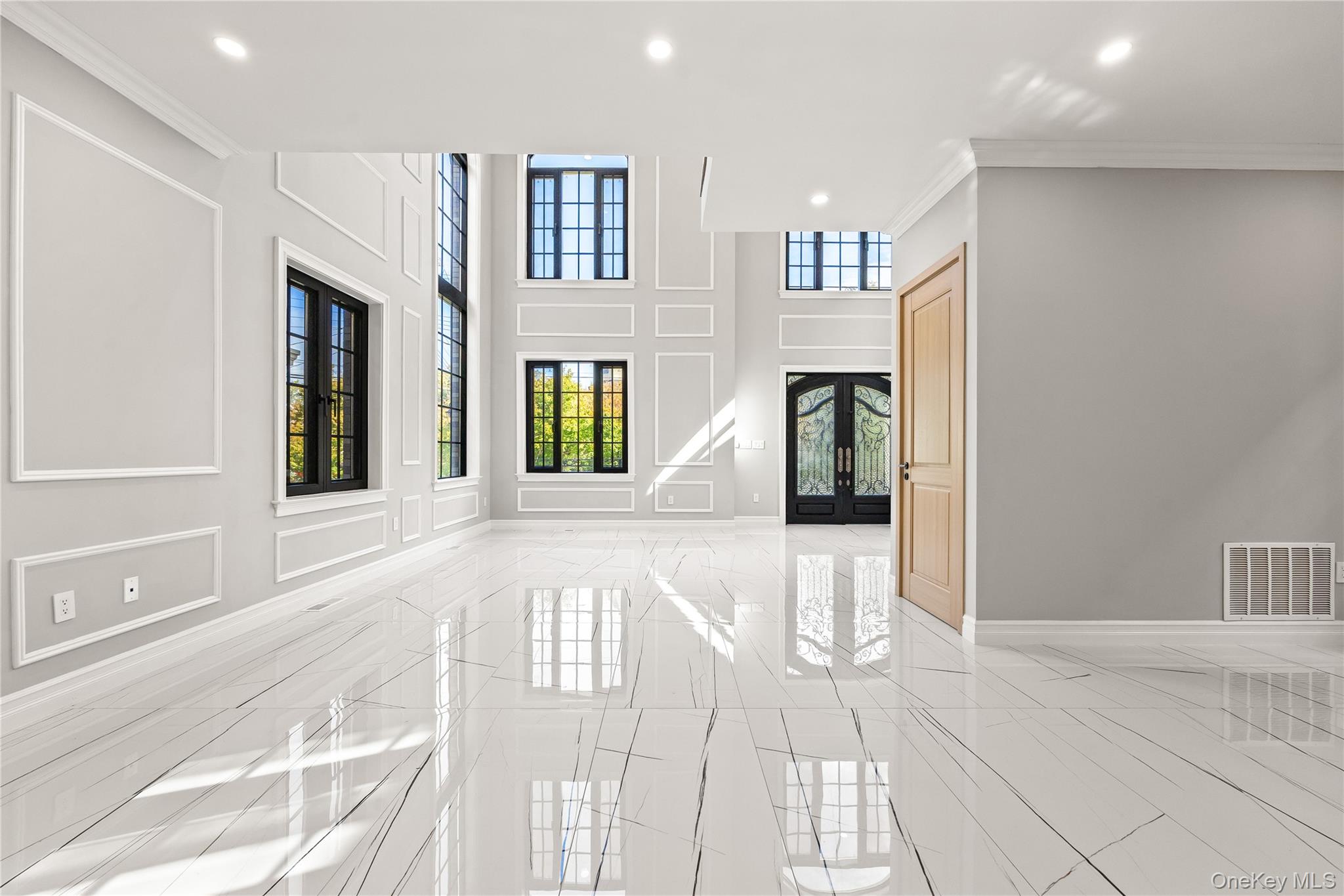 #14 photo, 3522 221st Street, クイーンズ区 Bayside , NY 11361