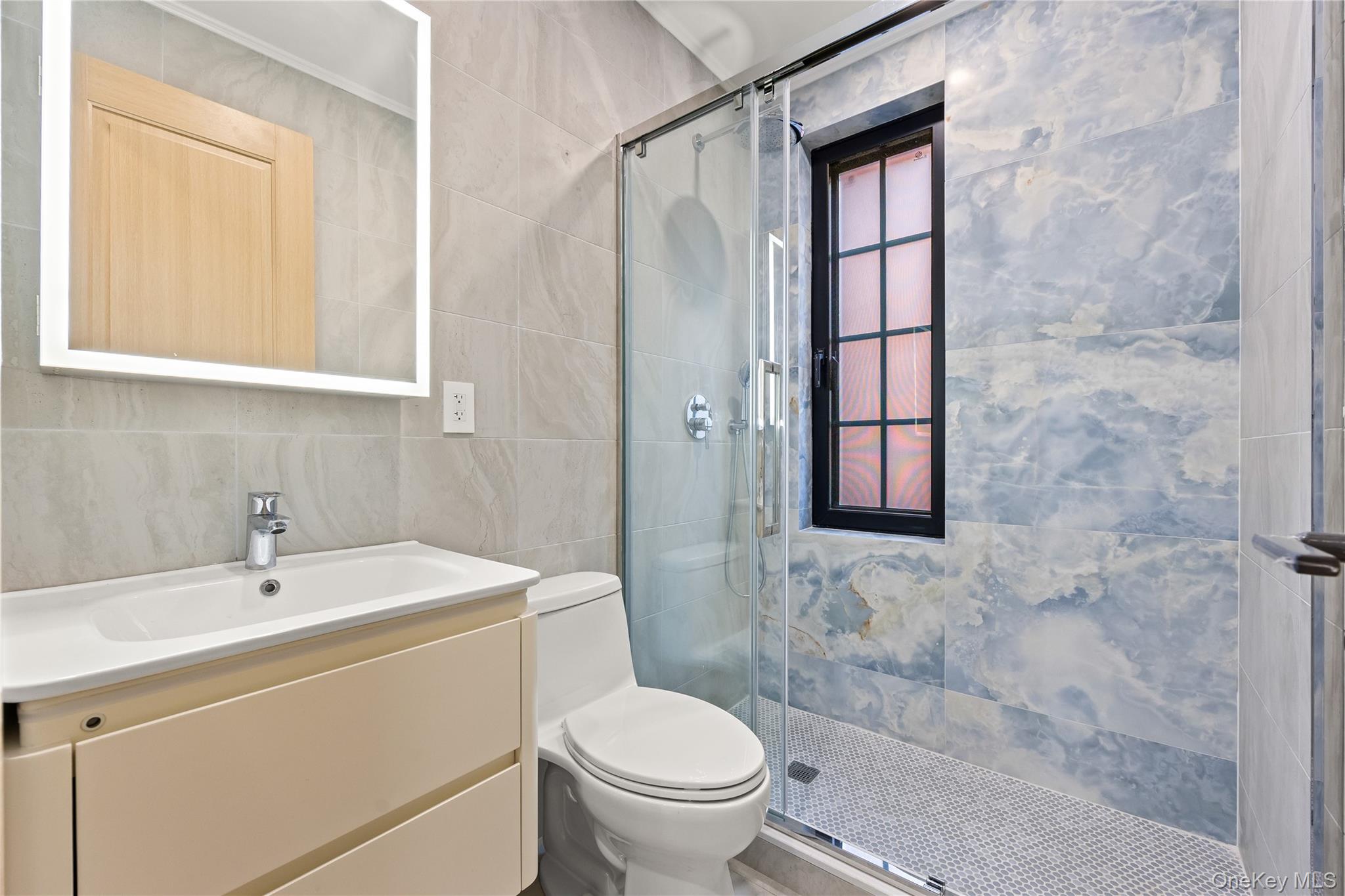 #15 photo, 3522 221st Street, クイーンズ区 Bayside , NY 11361