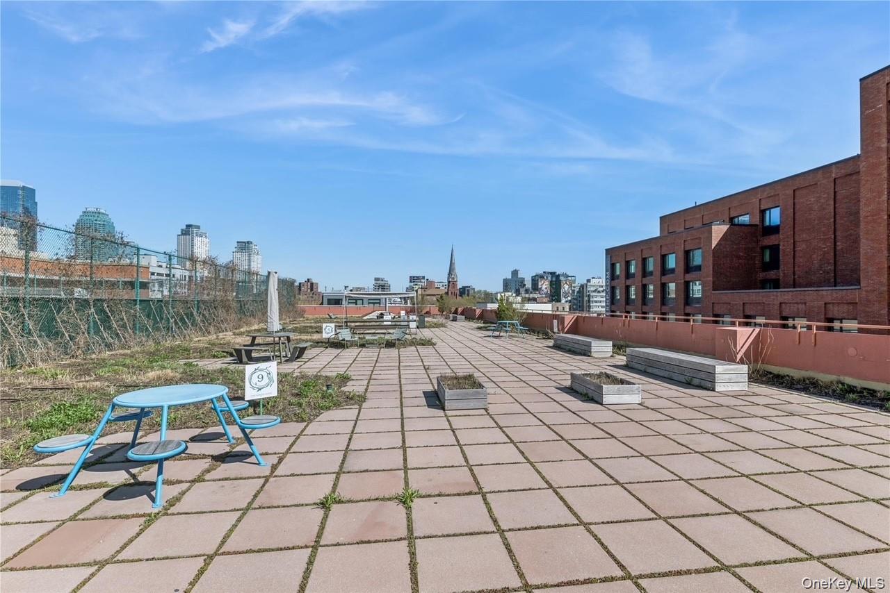 #20 photo, 4-74 48th Avenue, كوينز Long Island City , NY 11109