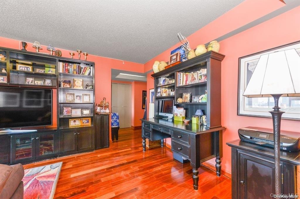 #7 photo, 4-74 48th Avenue, Long Island City , NY 11109