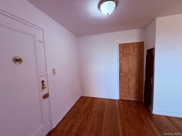 #6 photo, 52-21 65th Place, クイーンズ区 Maspeth , NY 11378