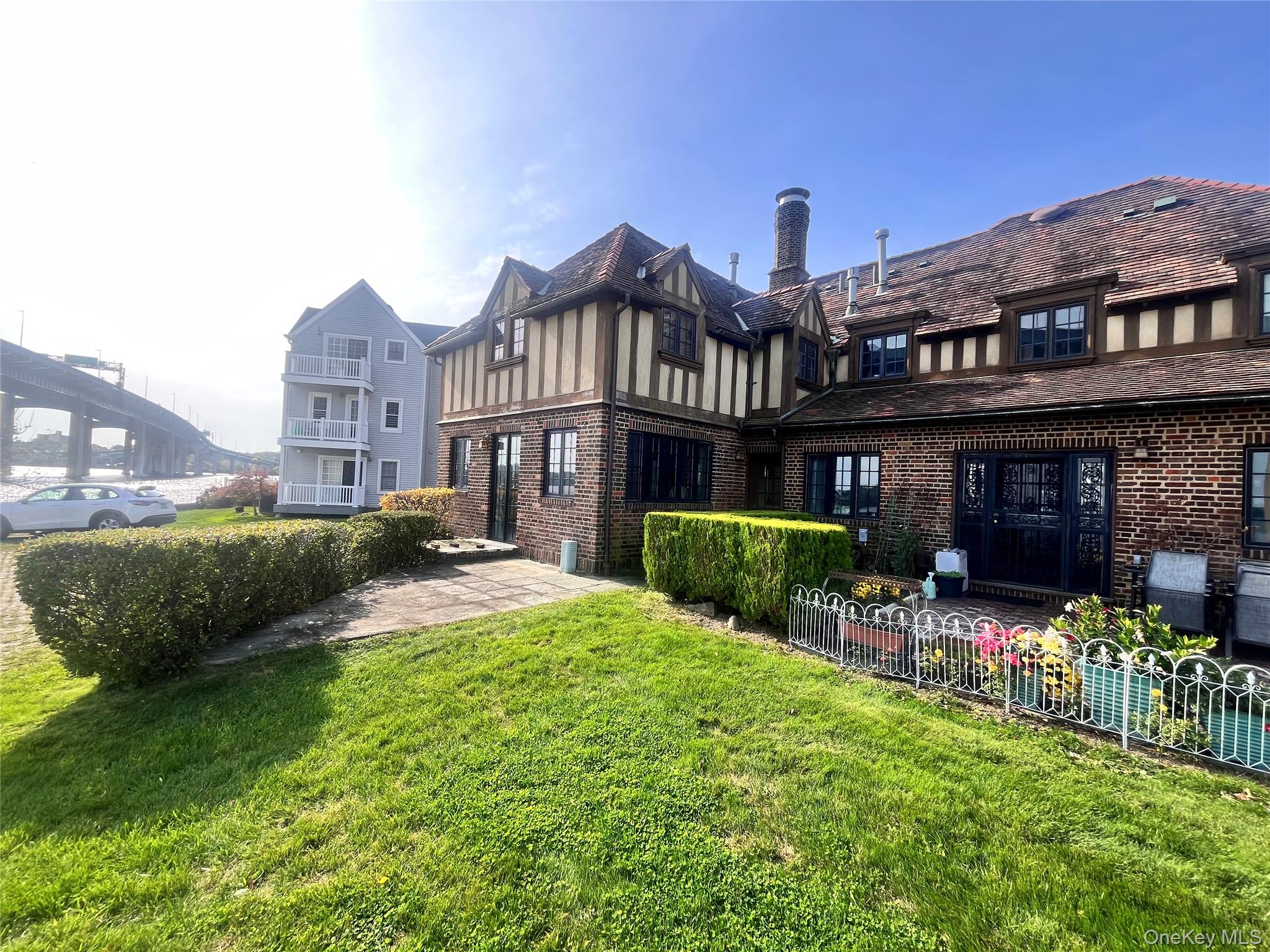 #4 photo, 168-15 Powells Cove Blvd, クイーンズ区 Beechhurst , NY 11357