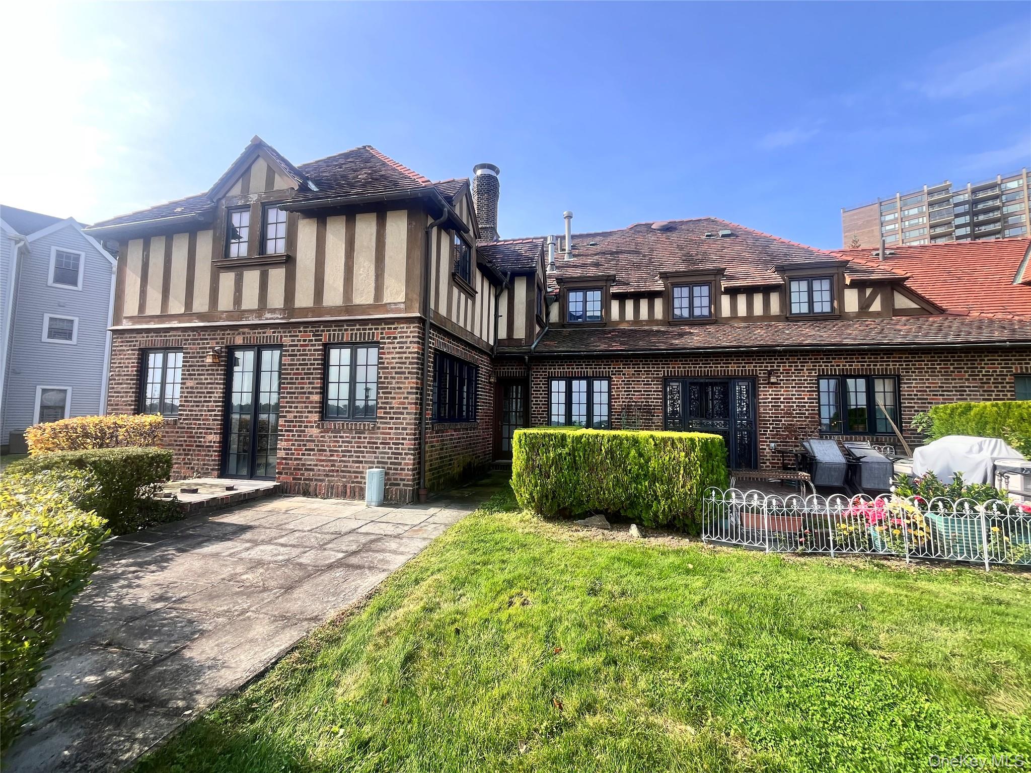 #5 photo, 168-15 Powells Cove Blvd, クイーンズ区 Beechhurst , NY 11357