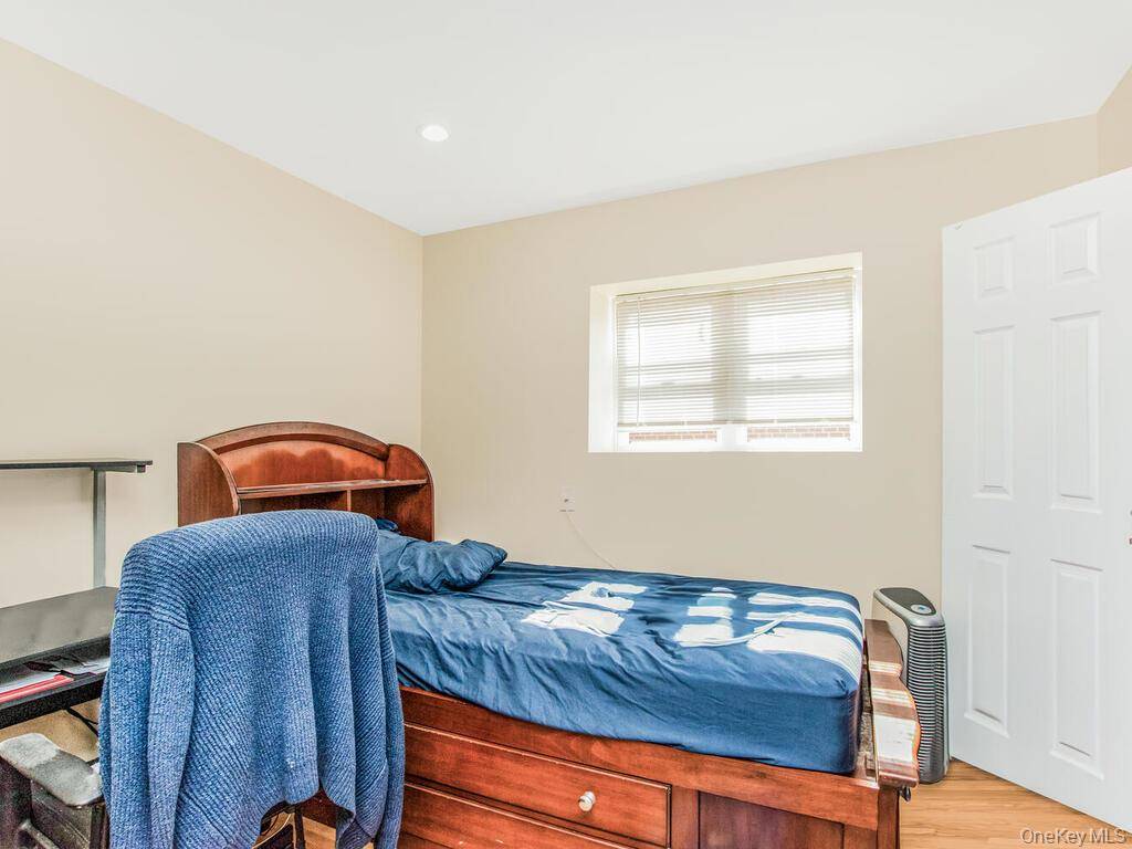 #14 photo, 1283 E 223rd Street, ブロンクス区 Edenwald , NY 10466