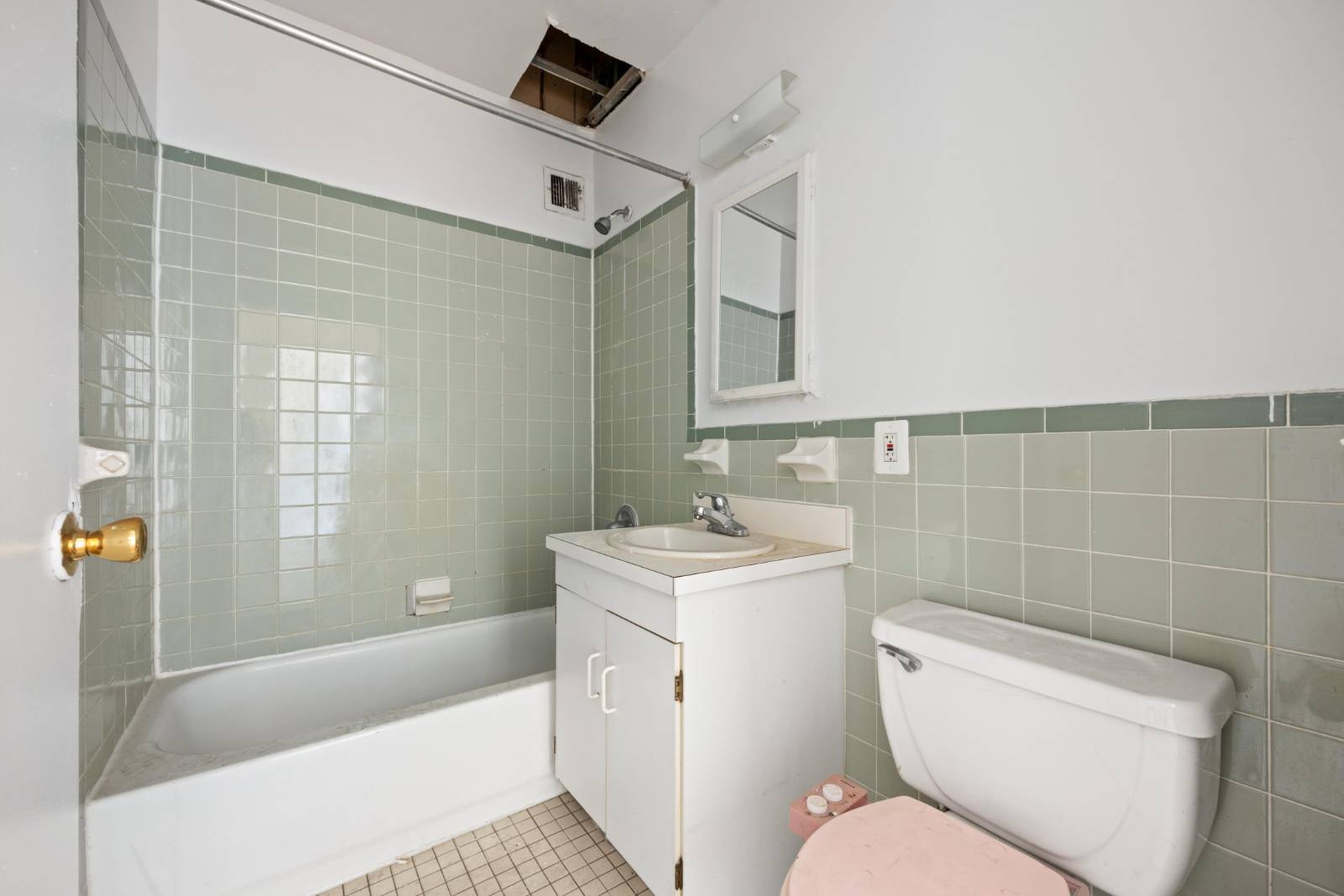 #10 photo, 709 Lafayette Avenue, ブルックリン区 Bedford-Stuyvesant , NY 11221